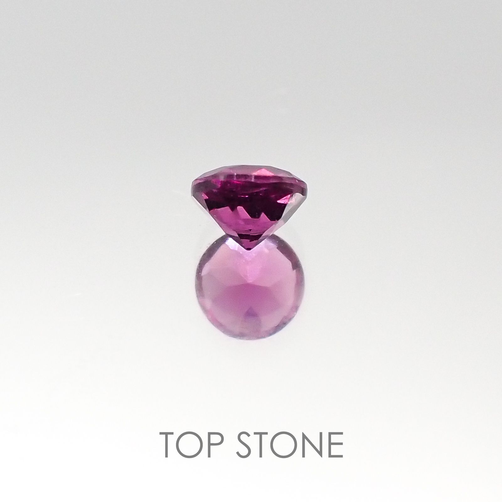 マラヤガーネット タンザニア産 ルース 0.4ct[20085128]4.1×4.1mm前後