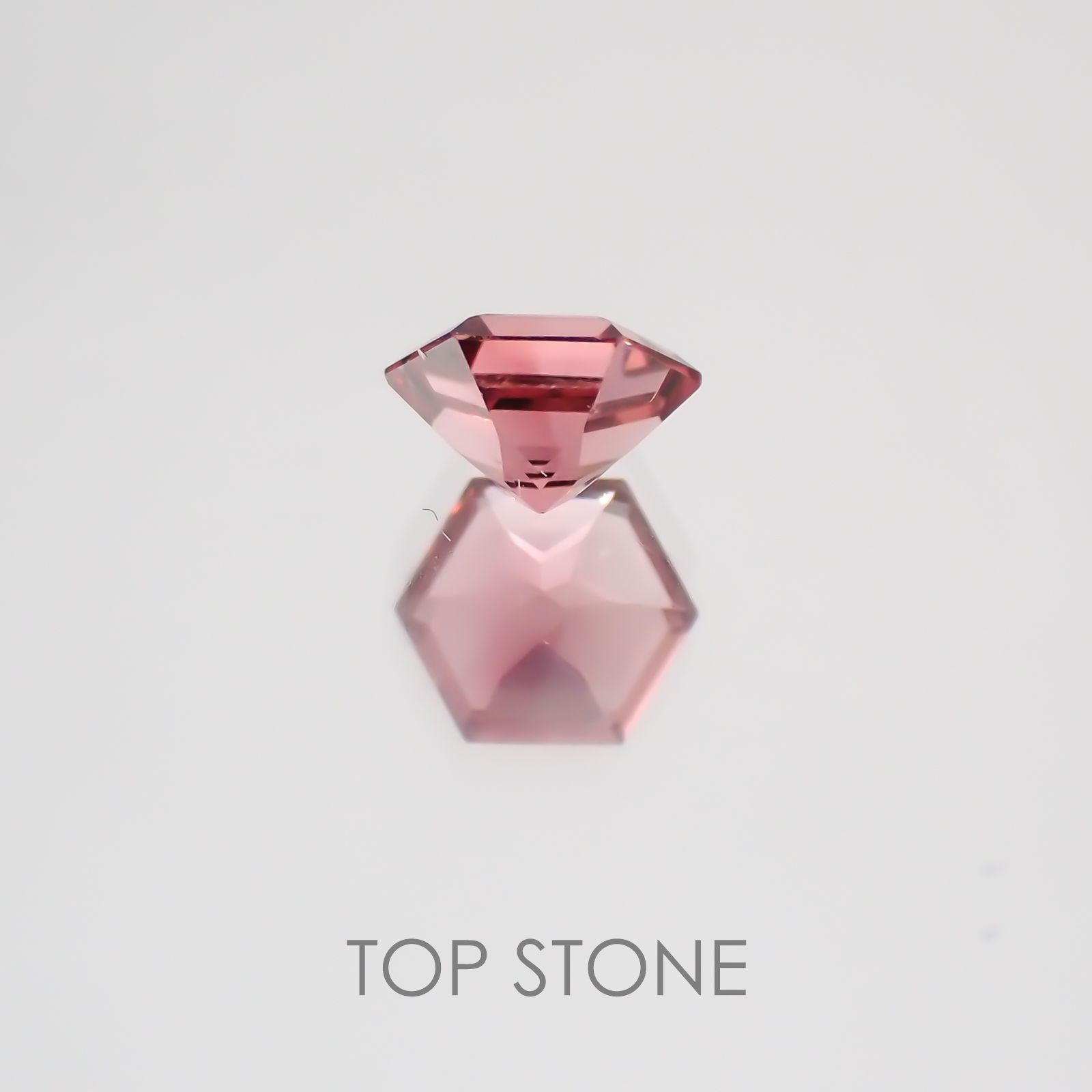 ◇ヘキサゴンカット◇ピンクトルマリンSA(宝石名トルマリン) ブラジル/アフリカ産 0.26ct 識別済[21019555]4.1×4.1mm前後