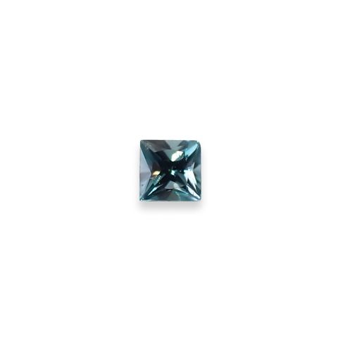 ◇プリンセスカット◇ベキリーブルーガーネット（カラーチェンジガーネット アレキタイプ） マダガスカル・ベキリー産 0.031ct [250330071]1.6x1.6mm前後