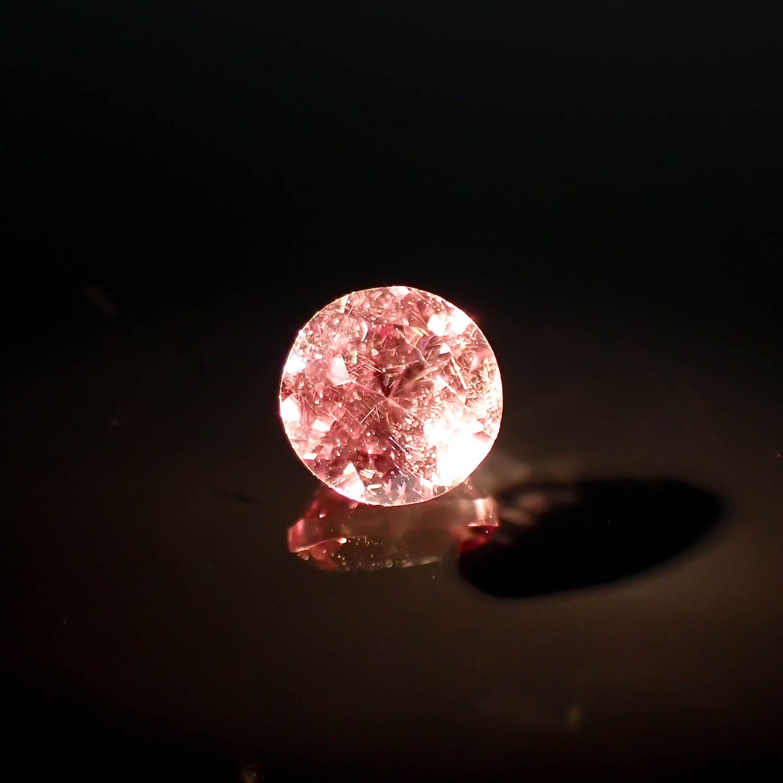 ドラゴンガーネット タンザニア産 0.34ct[230722952]3.9x3.9mm前後