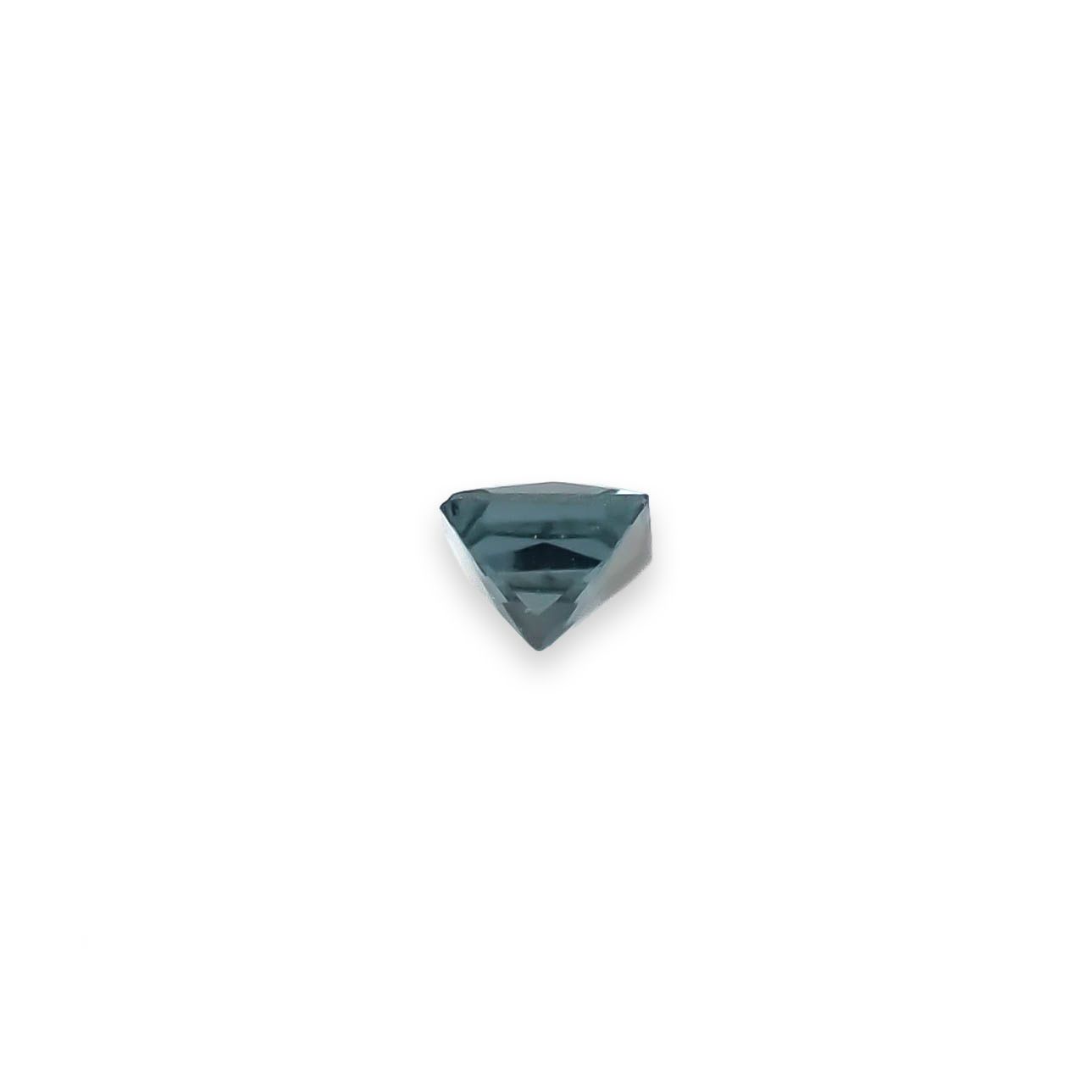 ◇プリンセスカット◇ベキリーブルーガーネット（カラーチェンジガーネット アレキタイプ） マダガスカル・ベキリー産 0.031ct [250330071]1.6x1.6mm前後