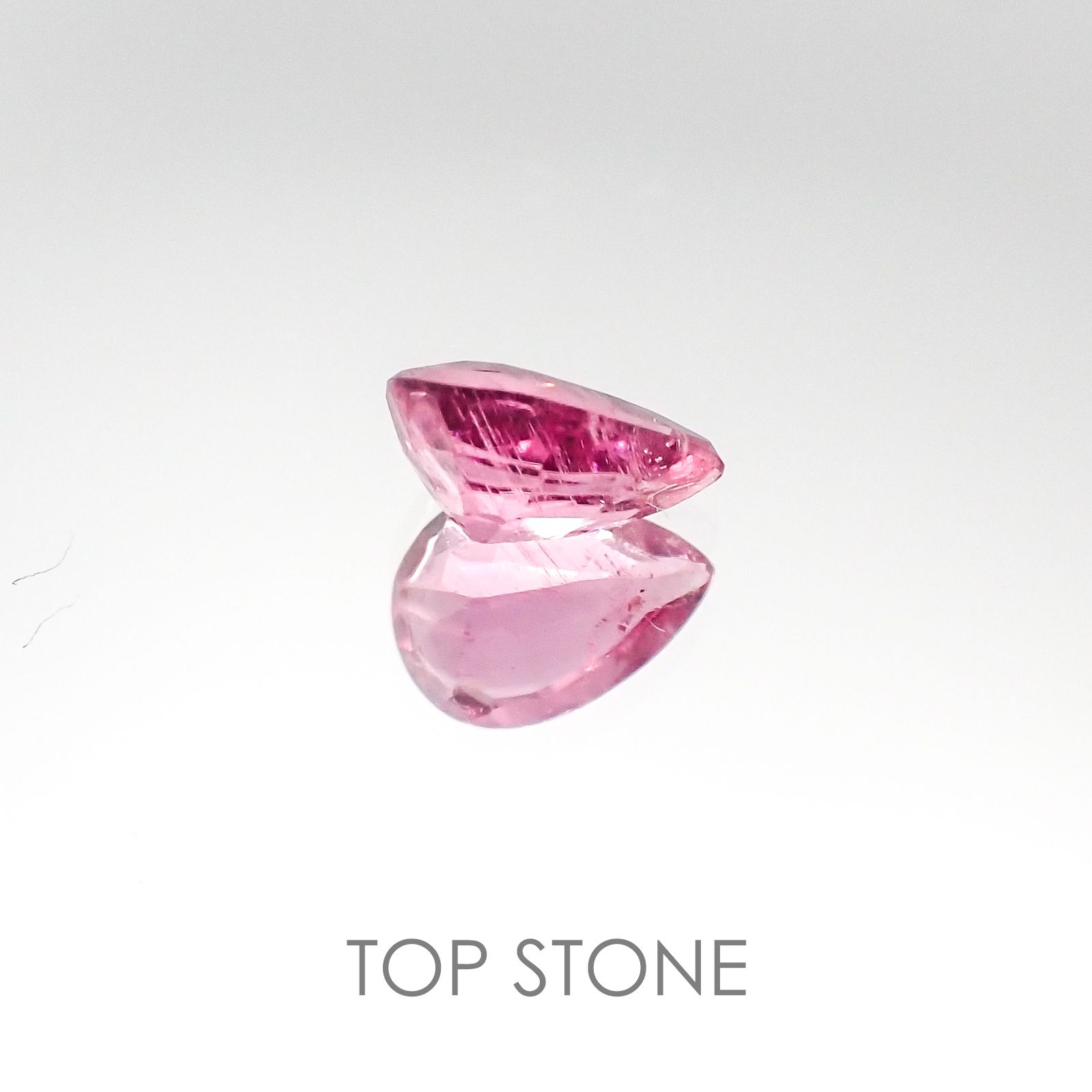 ピンクトルマリン(宝石名ピンク・トルマリン) ブラジル産 0.69ct 識別済[20084849]7×4.9mm前後