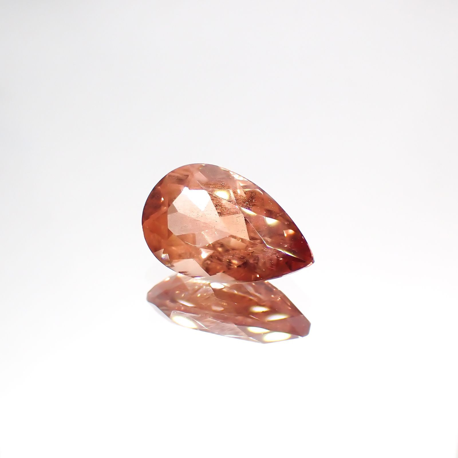 オレゴンサンストーン(宝石名ラブラドライト)アメリカ・オレゴン州産 1.66ct 識別済[230622270]10.5x6.7mm前後