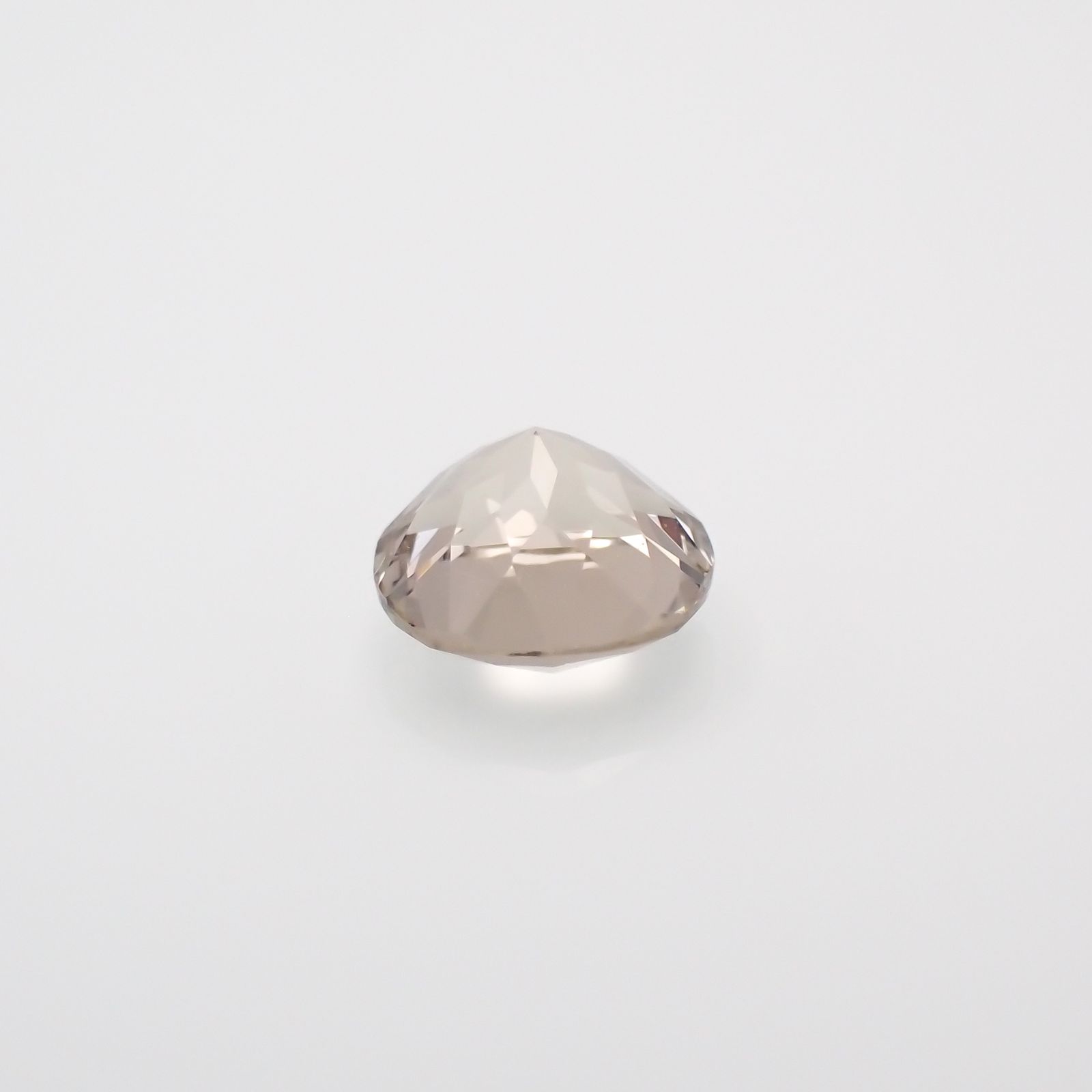 含バリウム・サニディン(宝石名サニディン)ドイツ産 0.69ct 識別済[231224969]5.8x5.8mm前後
