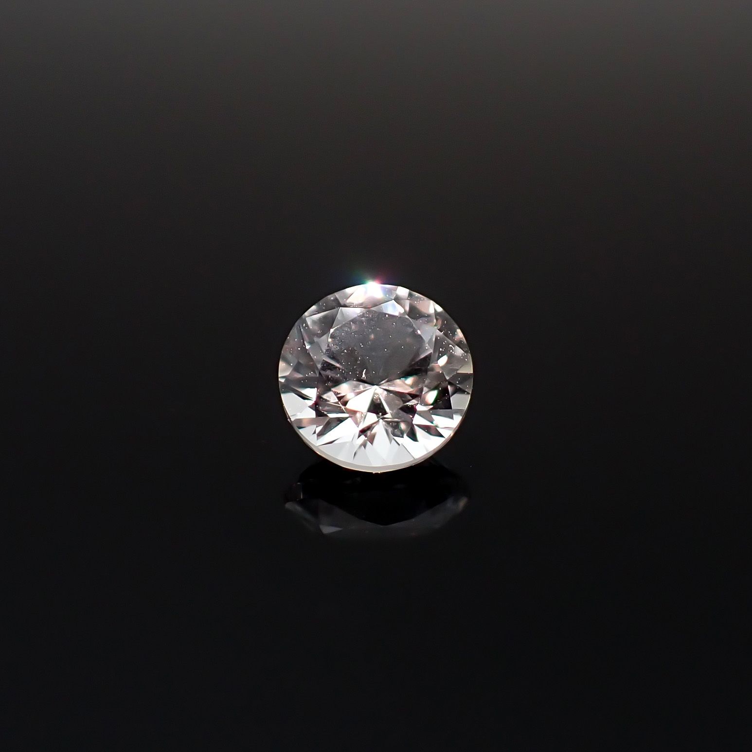 フェナカイト ロシア産 0.93ct / 6.2x6.2mm前後 [260632426]