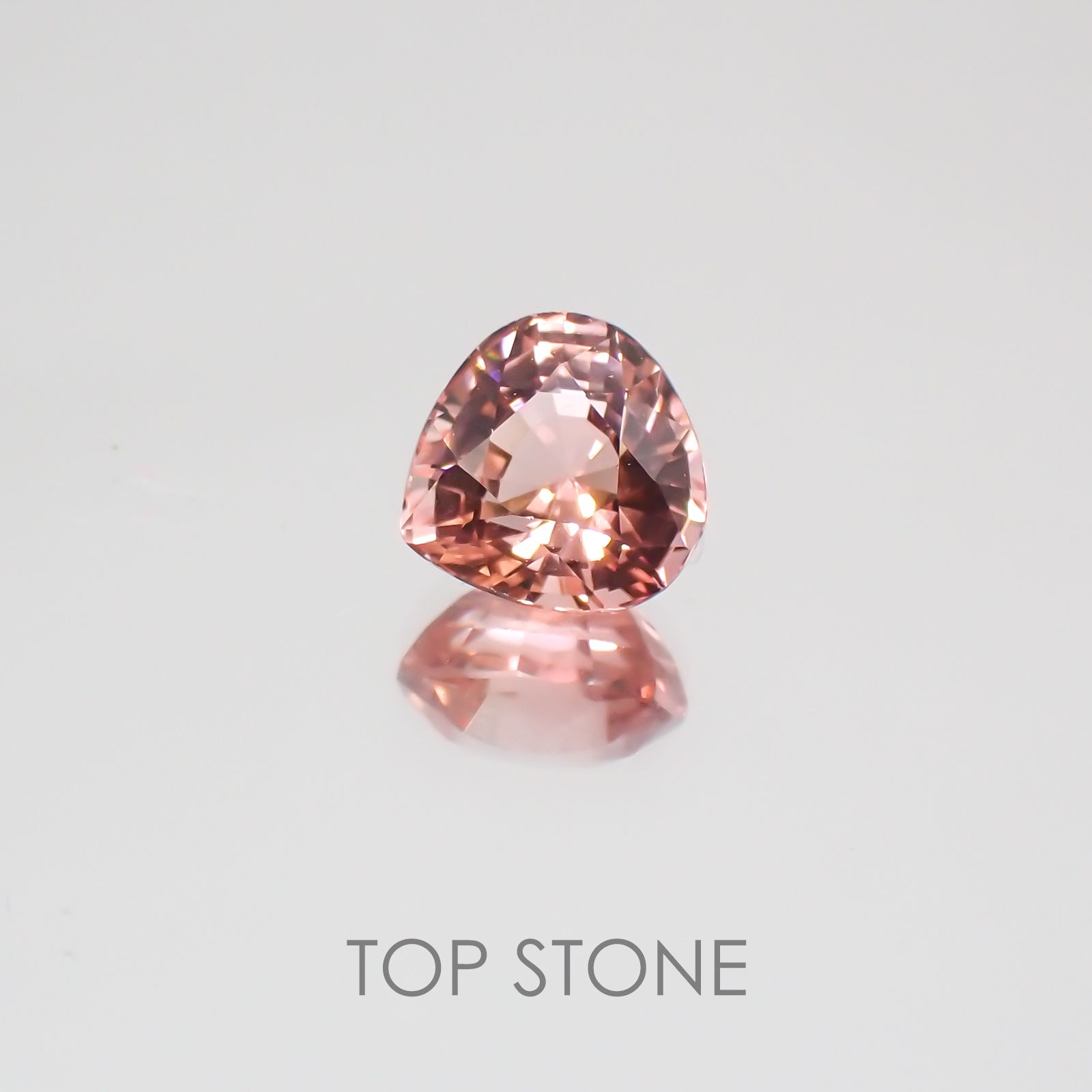 ピンクトルマリン パパラチャカラー ルワンダ産 ルース 1.31ct[21029984]6.8×6.7mm前後