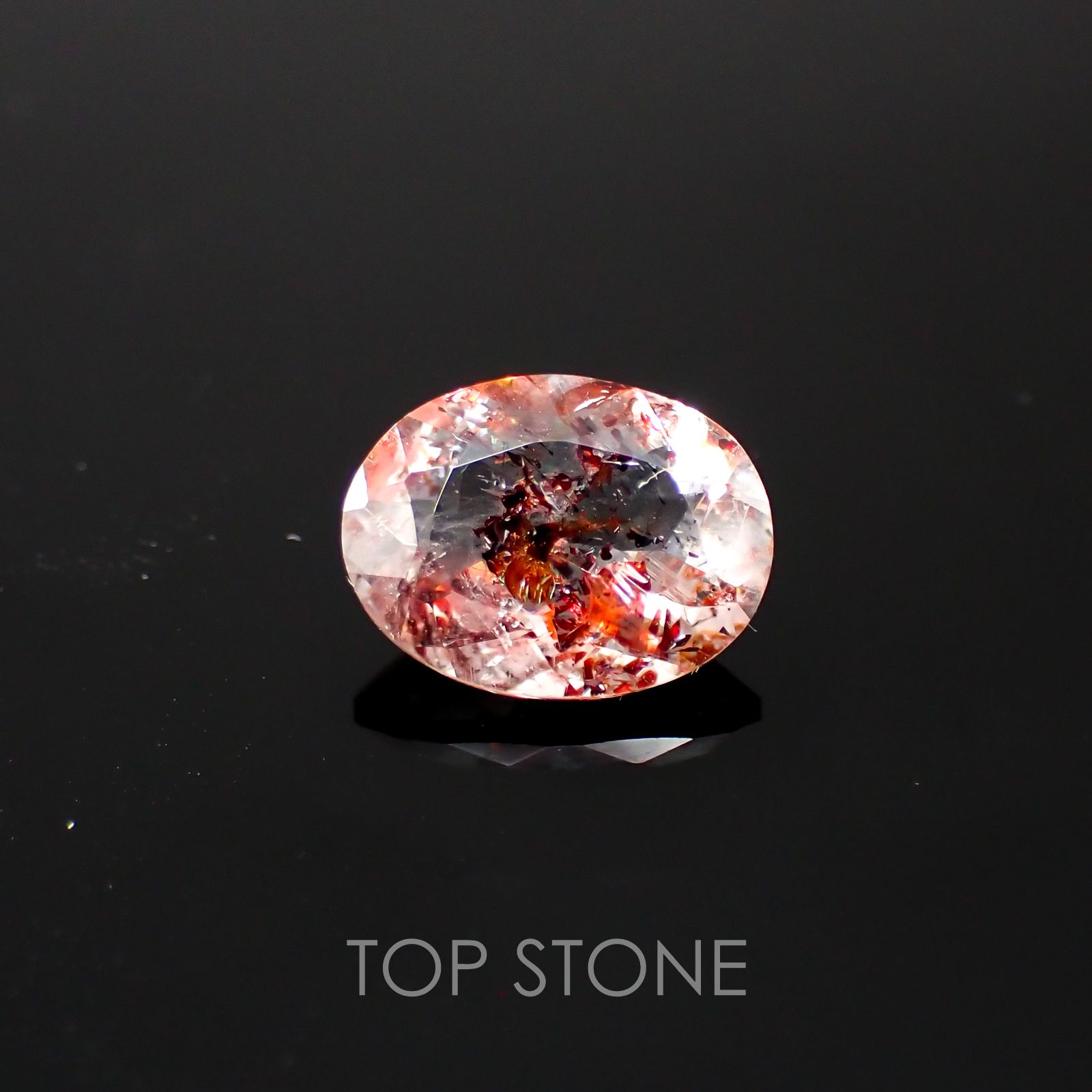 ファイヤークォーツ ナイジェリア産 ルース 1.47ct[210410204]9.1×6.9mm前後