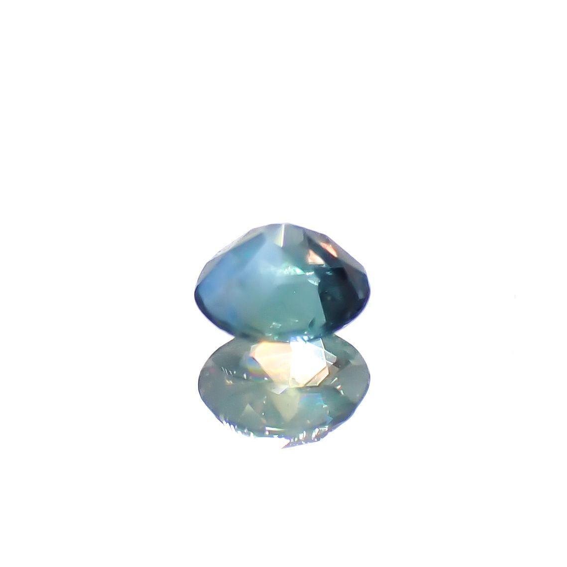 シルキーアレキサンドライト ブラジル・ミナスジェライス州ヘマチタ鉱山産 0.073ct[240929060]2.5x2.4mm前後
