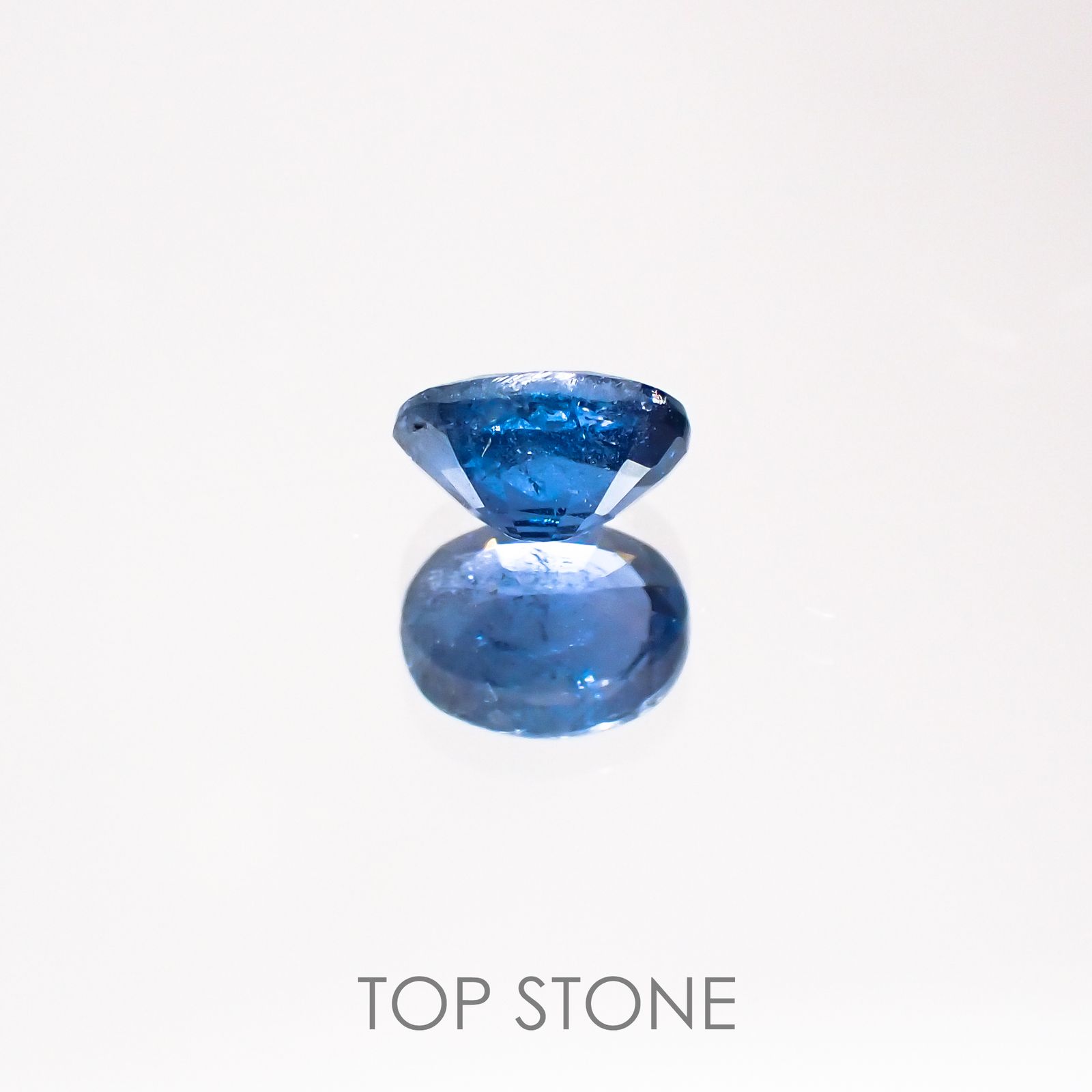 ガーナイト ナイジェリア産 ルース 0.22ct[210510959]3.7×2.9mm前後
