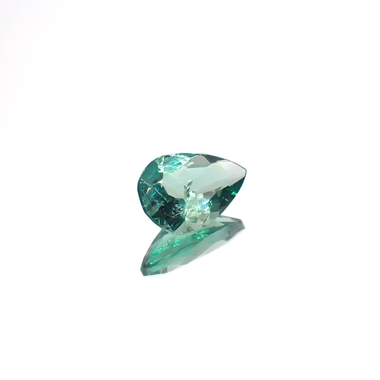 フローライト フルオレッセンス イギリス・ロジャリー鉱山産 2.92ct[230522142]12.1x7.9mm前後