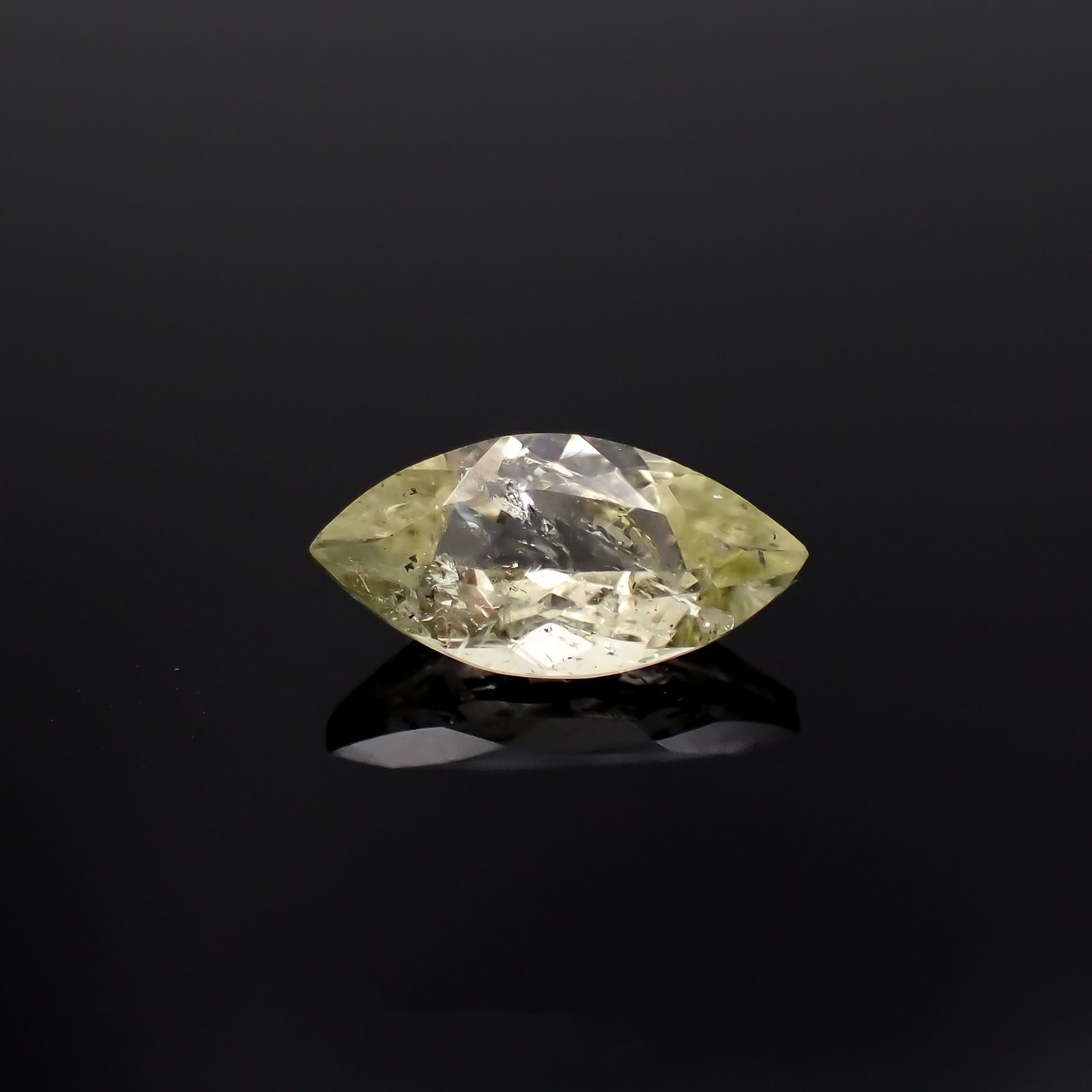 インペリアルトパーズ ブラジル産 1.09ct[221018514]9.6x4.8mm前後 | TOP STONE(トップストーン)