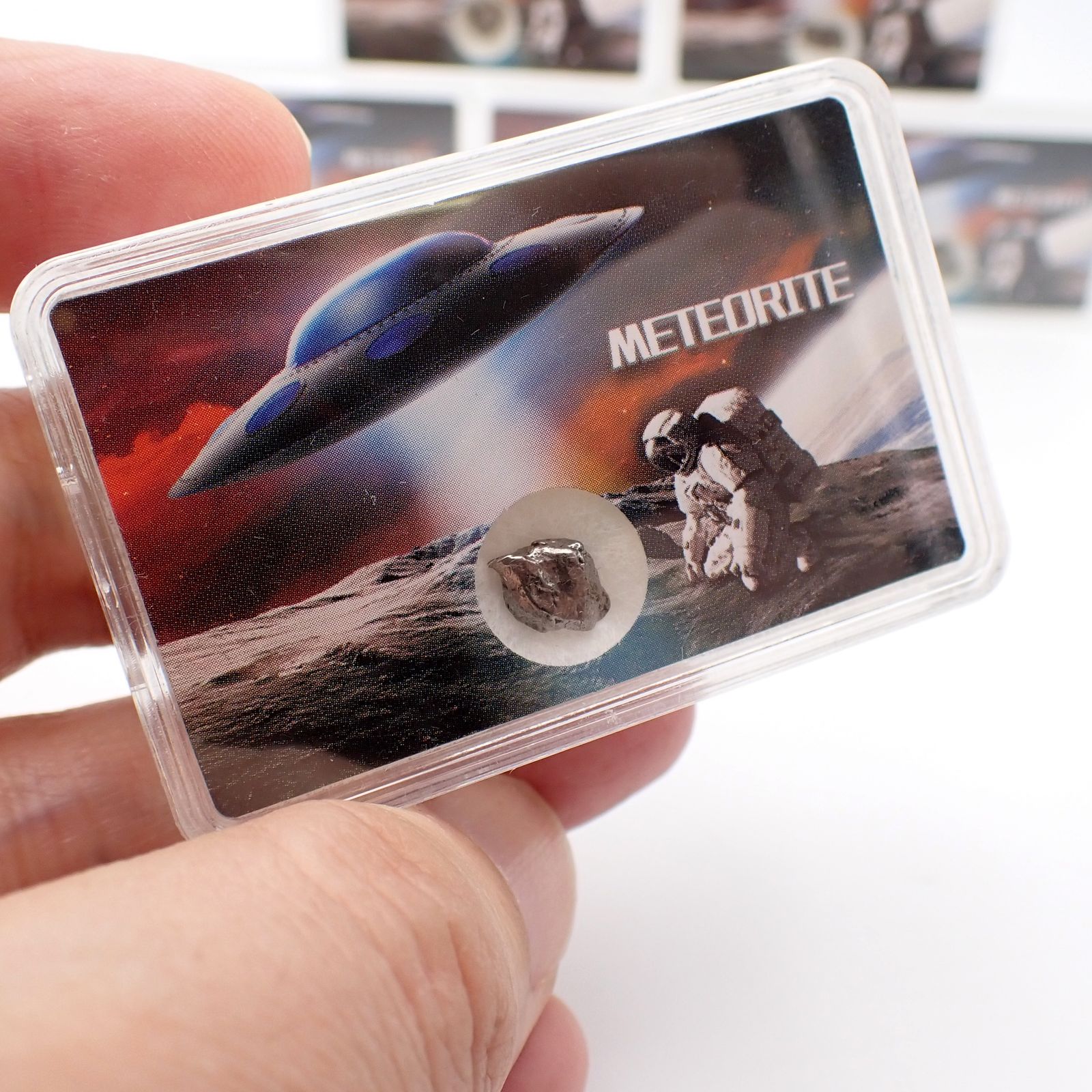 <ランダムセレクト1個販売>カンポデルシエロ隕石 原石 発見地:アルゼンチン 約1.44ct[240125413]7.9x3.8mm前後