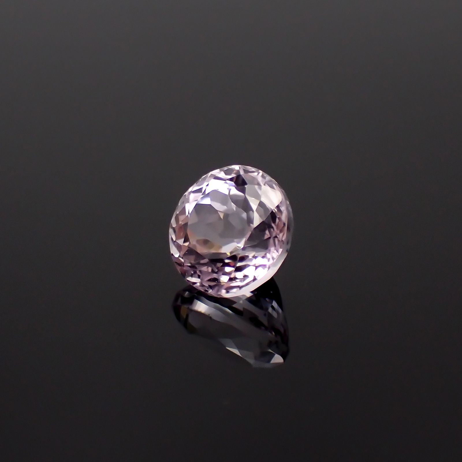 クンツァイト アフガニスタン産 2.64ct [251124356]7.9x7.9mm前後