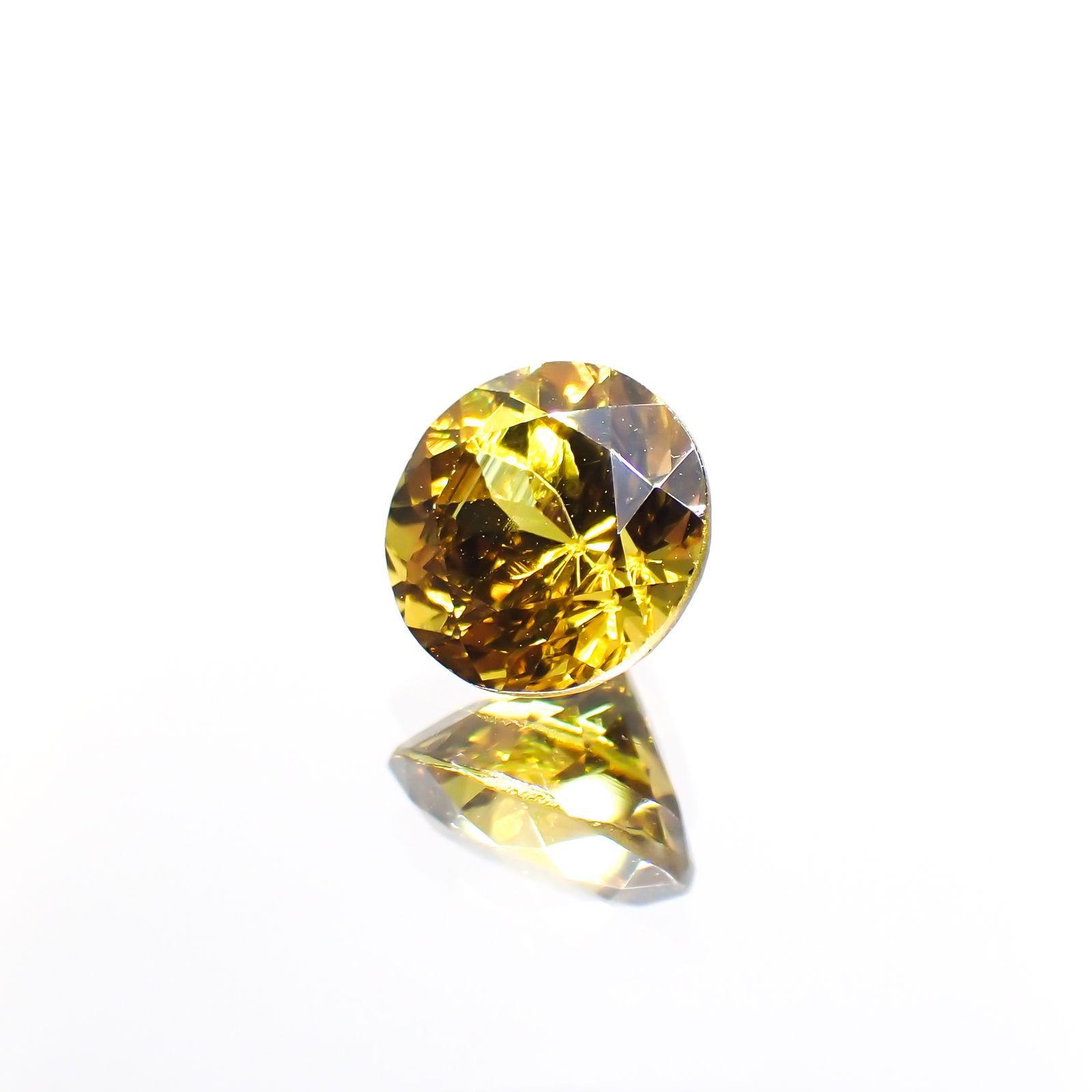 グロッシュラーアンドラダイトガーネット(宝石名グロッシュラー/アンドラダイト・ガーネット)ナミビア産 1.66ct 識別済[220114305]6.9x6.9mm前後