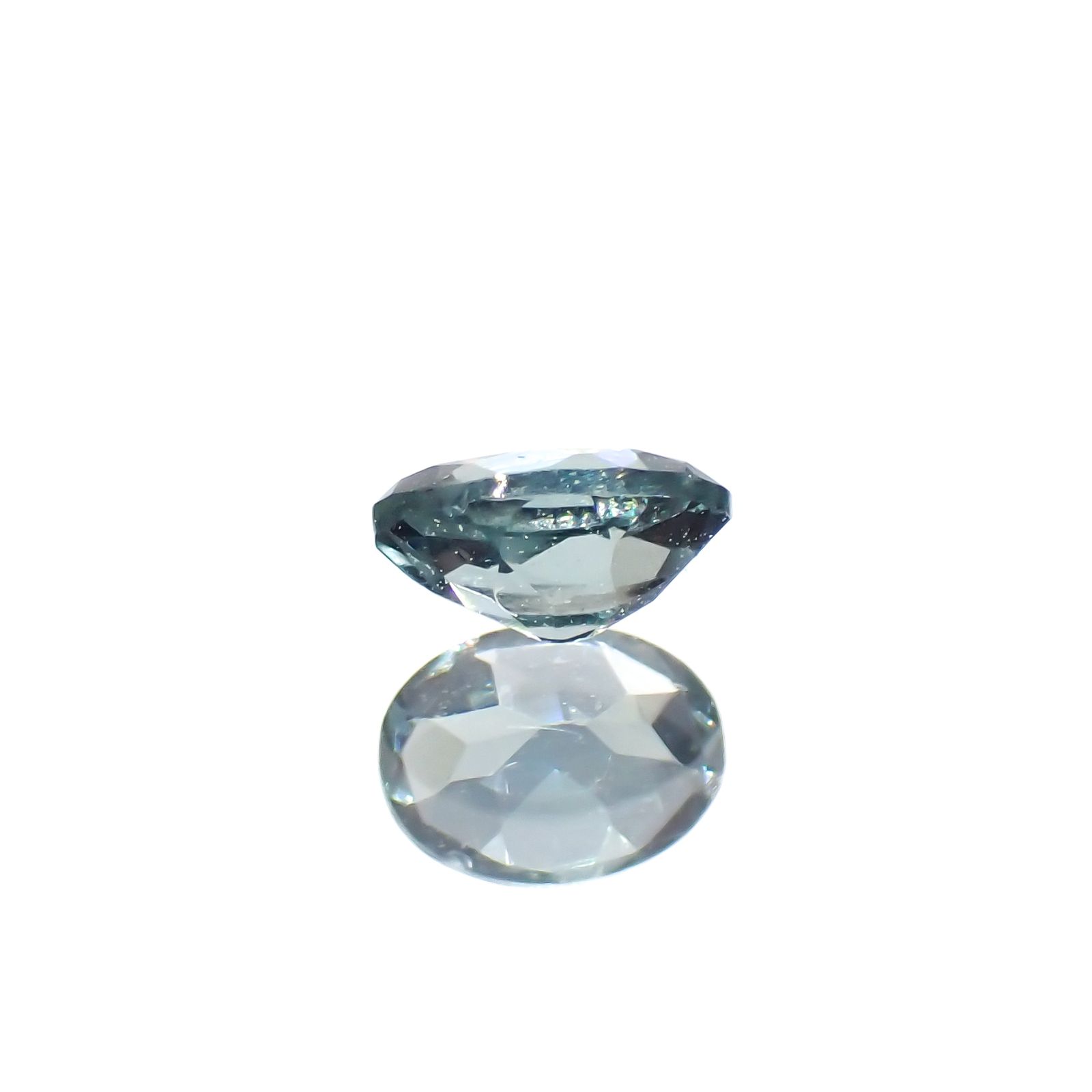 カラーチェンジガーネット アレキタイプ マダガスカル・ベキリー産 0.22ct[231224753]4.1x3mm前後