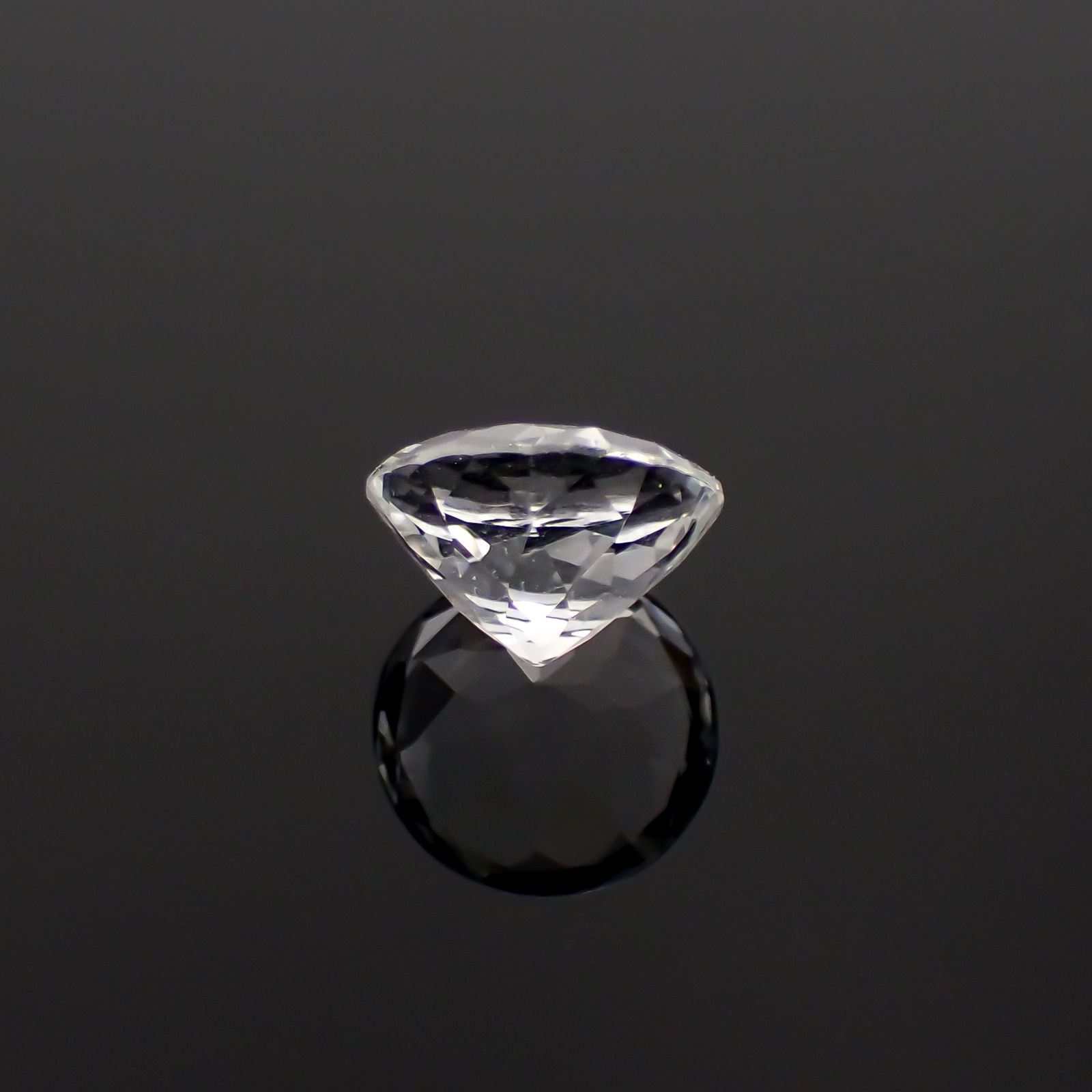 ゴッシェナイト パキスタン・ヒマラヤ産 1.60ct[230421829]7.9x7.8mm前後