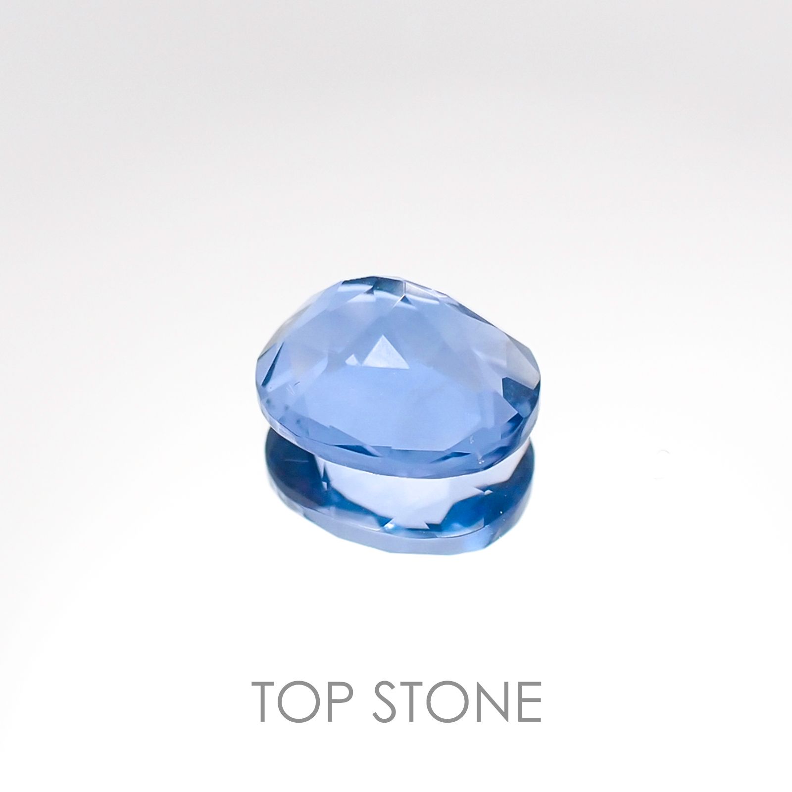 カラーチェンジフローライト ブラジル産 ルース 3.34ct[20106476]10.2×8.1mm前後