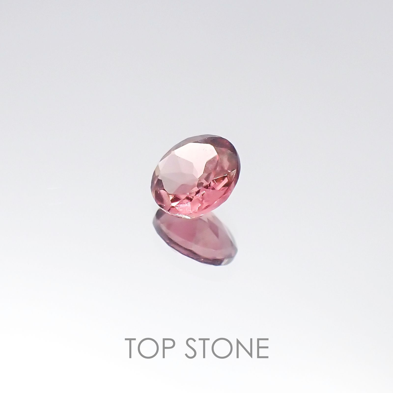 カラーチェンジマラヤガーネット タンザニア産 ルース 0.49ct[20096101]5×4.9mm前後