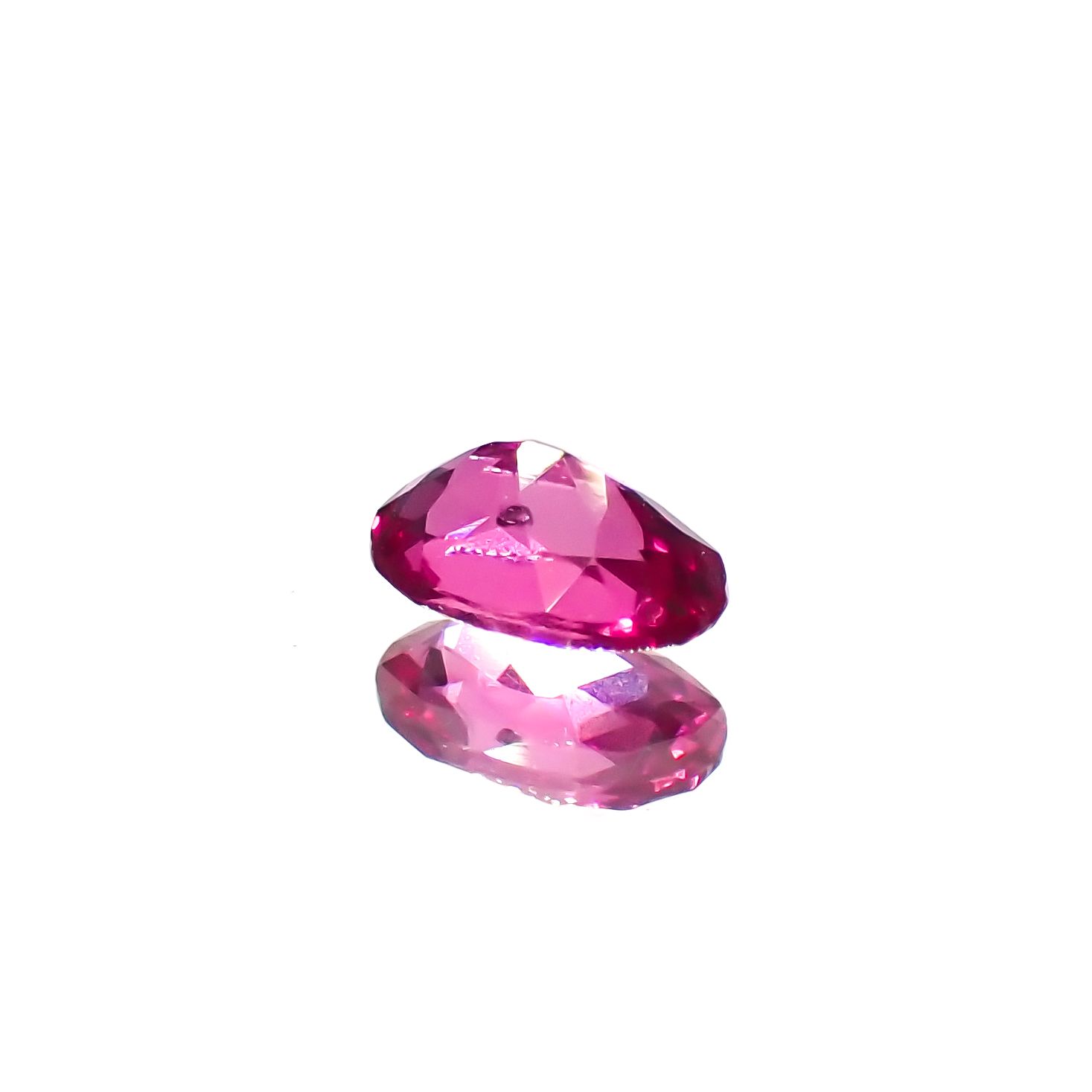 ルビー 非加熱 ケニア産 0.42ct[240326675]5.4x3.5mm前後