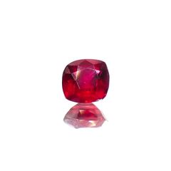 ルビー 非加熱 マダガスカル産 0.28ct / 3.7x3.5mm前後 [230622342]