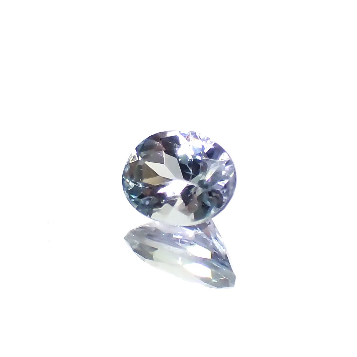 バイカラータンザナイト(宝石名タンザナイト/ゾイサイト)タンザニア産 0.38ct 識別済[230923503]5.1x3.9mm前後