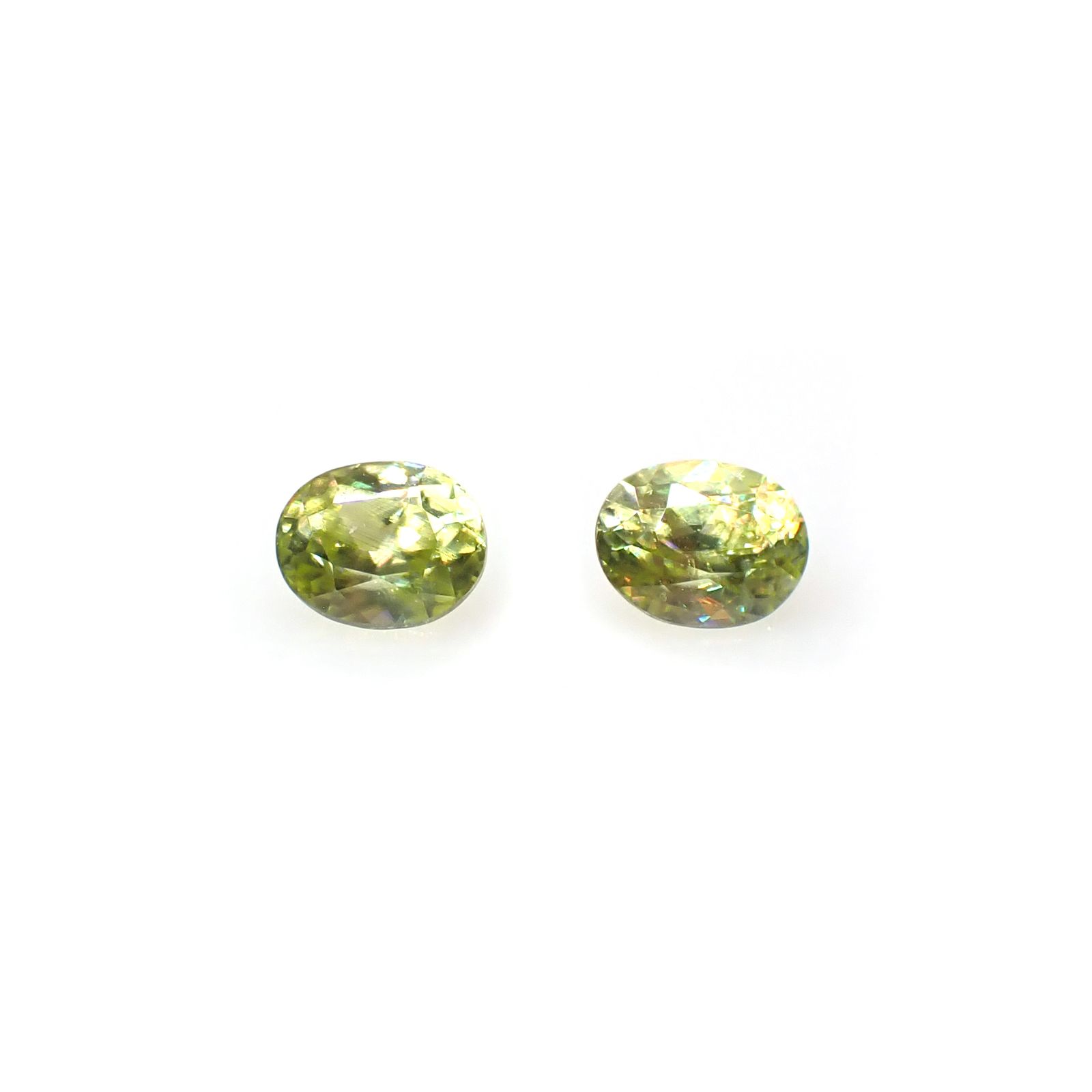 ◇ペアセット◇スフェーン マダガスカル産 0.26ct(2pcs合計