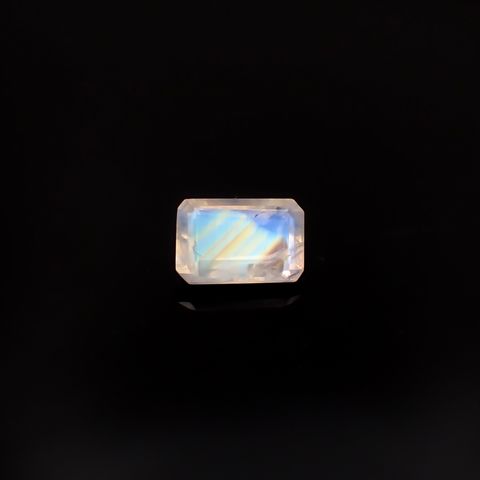 レインボームーンストーン インド・ビハール産 2.59ct / 10.5x7mm前後 [260431968]