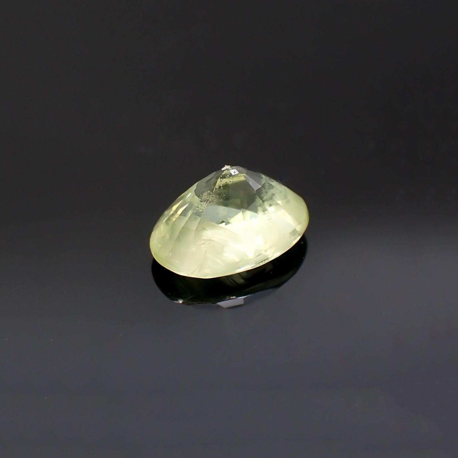 クリソベリル(宝石名クリソベリル)マダガスカル産 識別済 1.17ct / 7.6x5.2mm前後 [220817450]