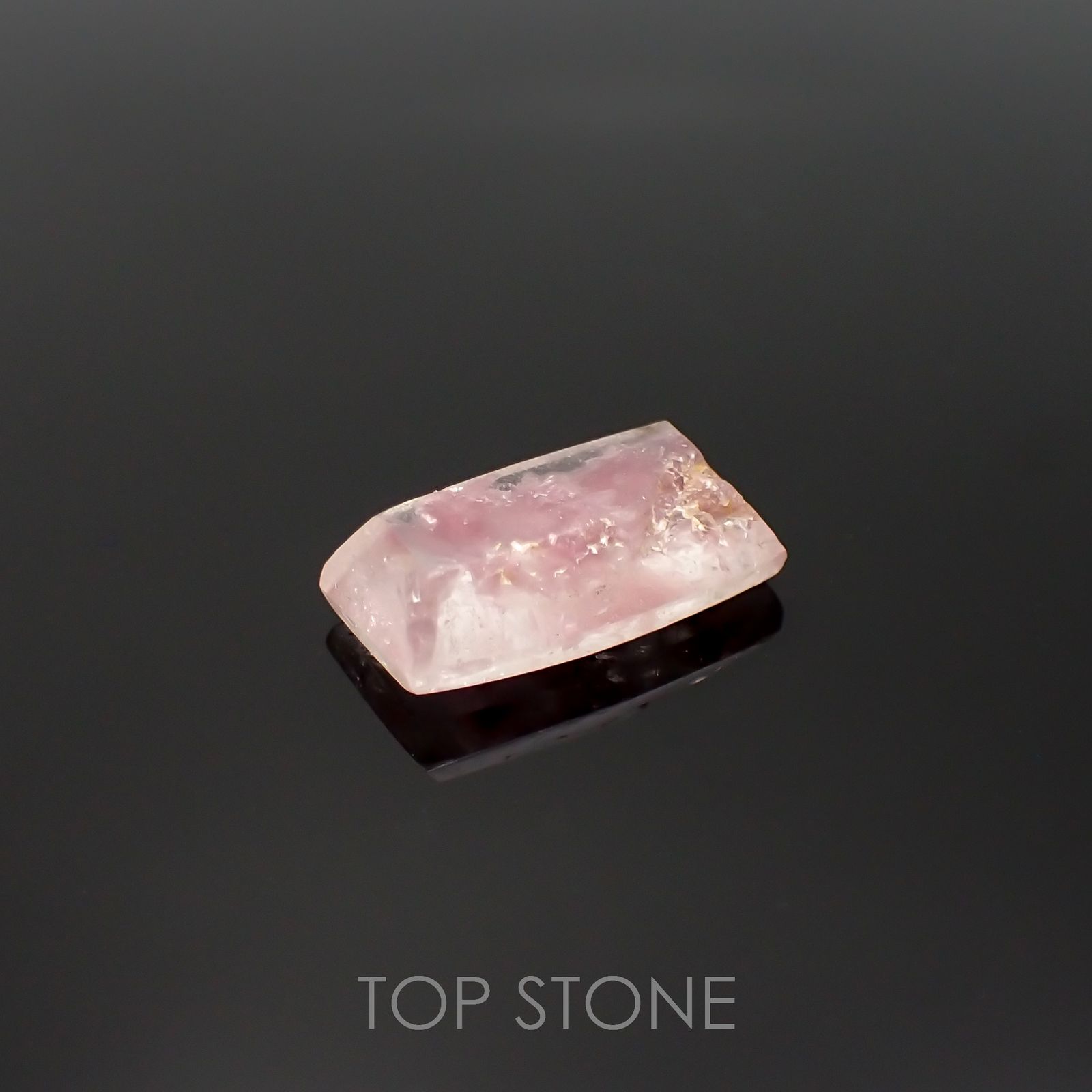 レピドライトインクォーツ ブラジル・ミナスジェライス州産 7.33ct[220917754]16.6x9.5mm前後