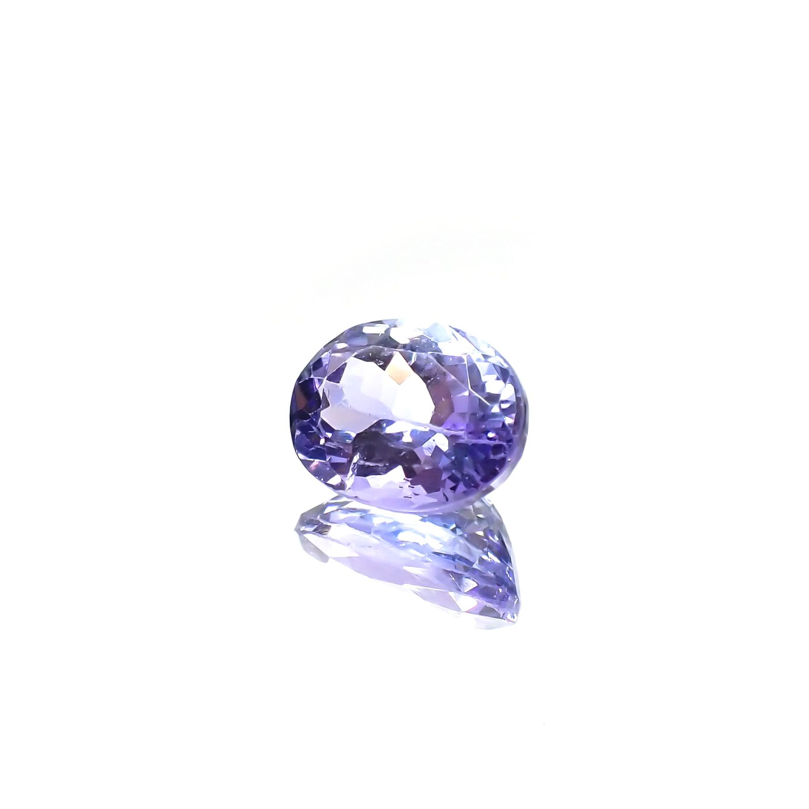 タンザナイト(宝石名タンザナイト) タンザニア産 1.99ct 識別済[210711834]8.6×6.5mm前後