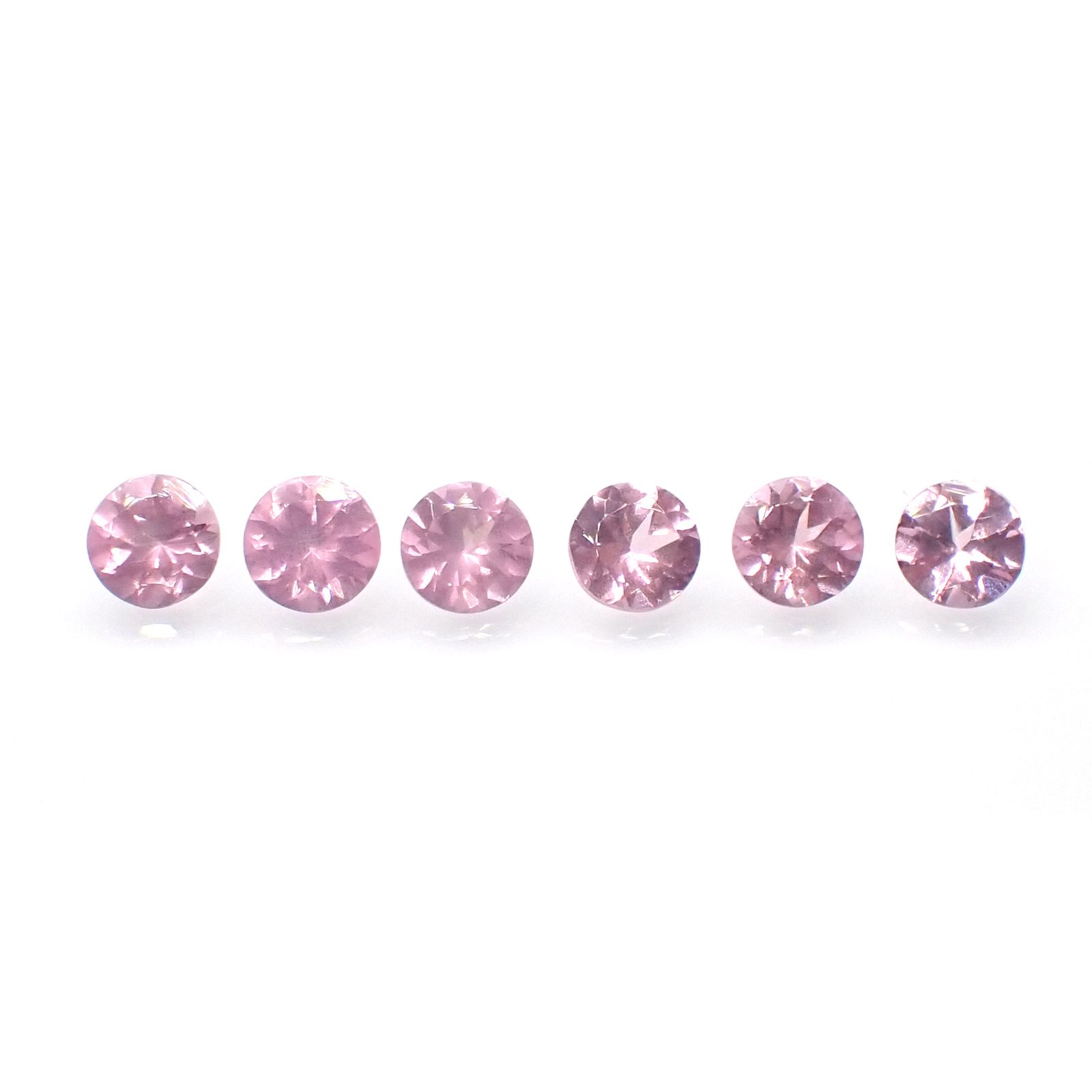 ◆ランダムセレクト-Limited edition-◆<先着20個>シルキーピンクスピネル タンザニア産 約0.16-0.21ct[230722727]3.3-3.5x3.3-3.5mm前後