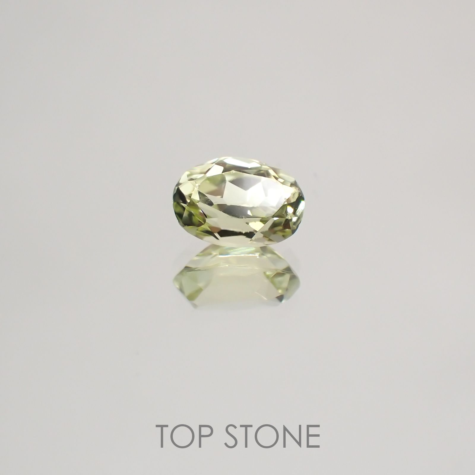 シリマナイト(宝石名シリマナイト) インド産 0.54ct 識別済[210610679]5.8×4mm前後