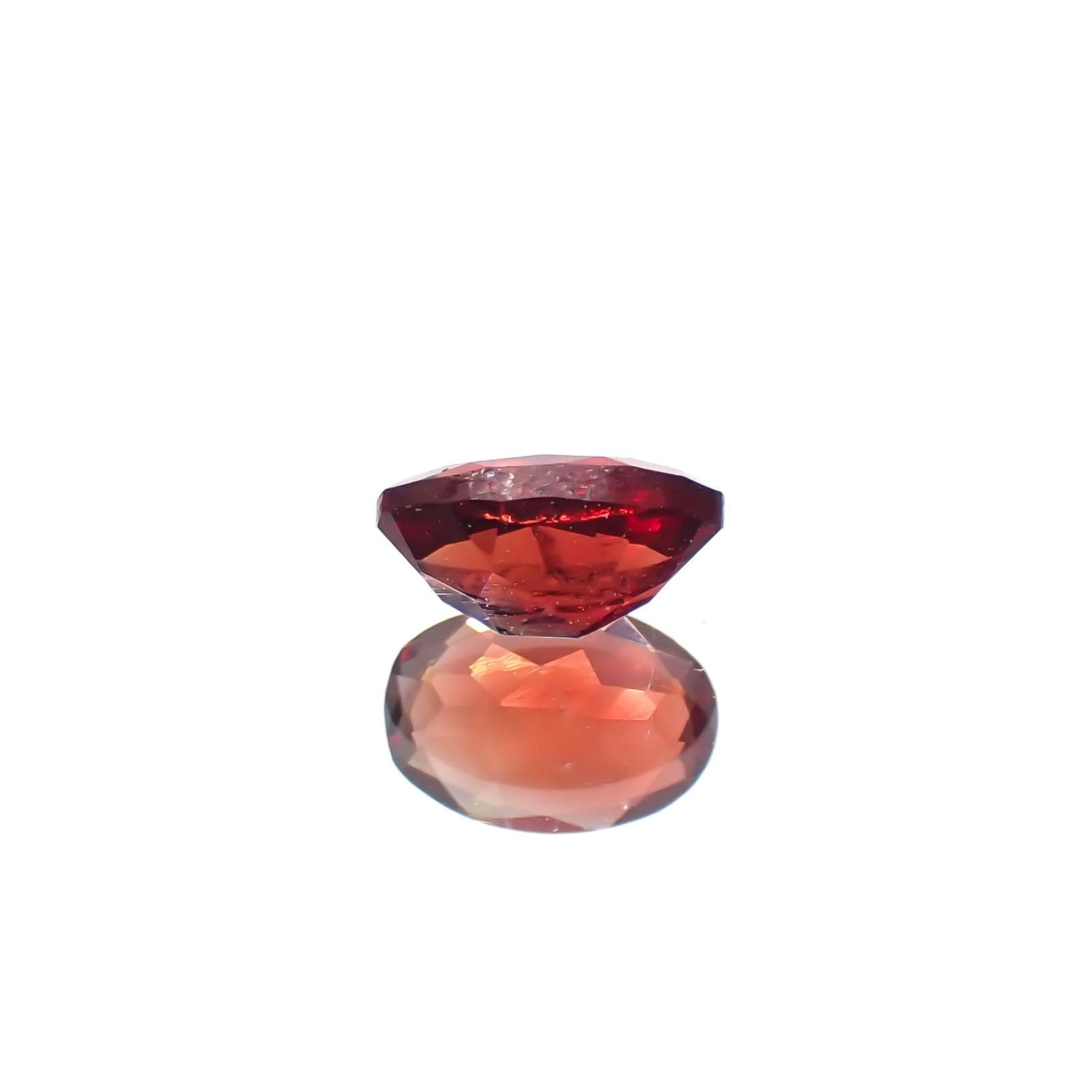 レッドラブラドライト(宝石名ラブラドライト/アンデシン)エチオピア産 0.52ct 識別済[230722731]6.4x4.3mm前後