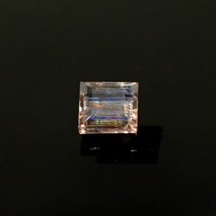 レインボースキャポライト ブラジル産 0.57ct / 5x4.9mm前後 [250931053]