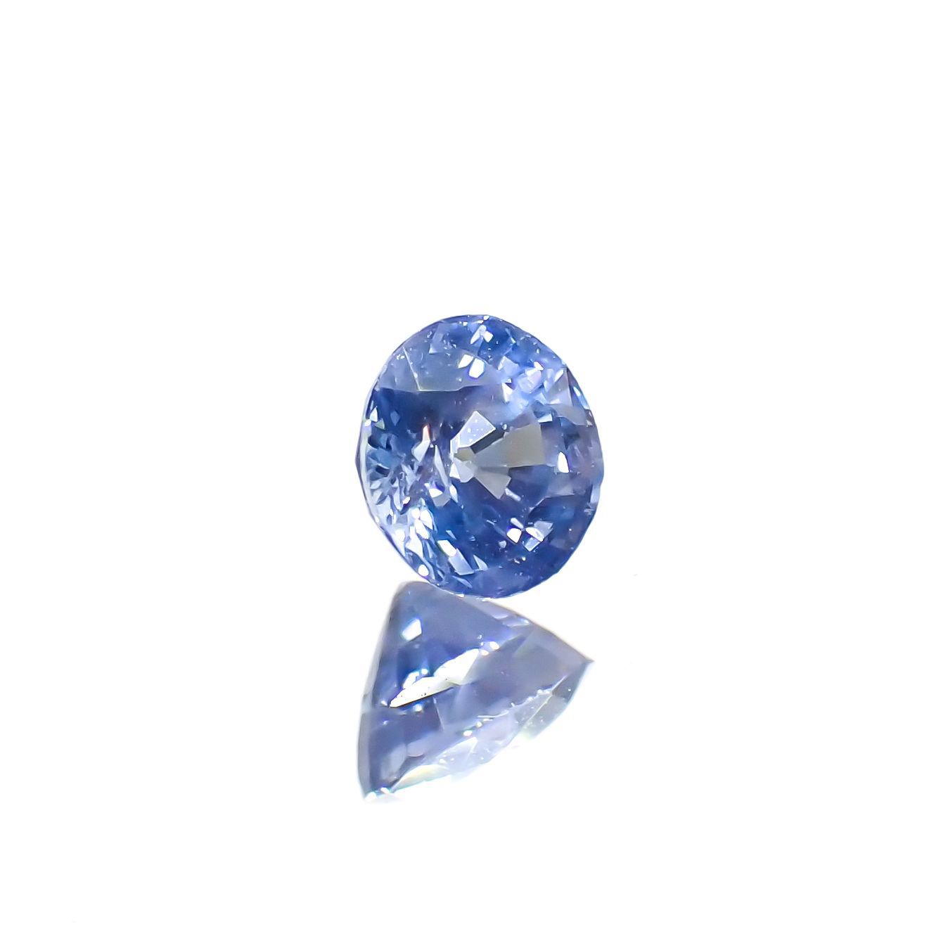 アイスブルーサファイア(宝石名サファイア)スリランカ/マダガスカル産 0.40ct 識別済[220515958]4.2x4.1mm前後