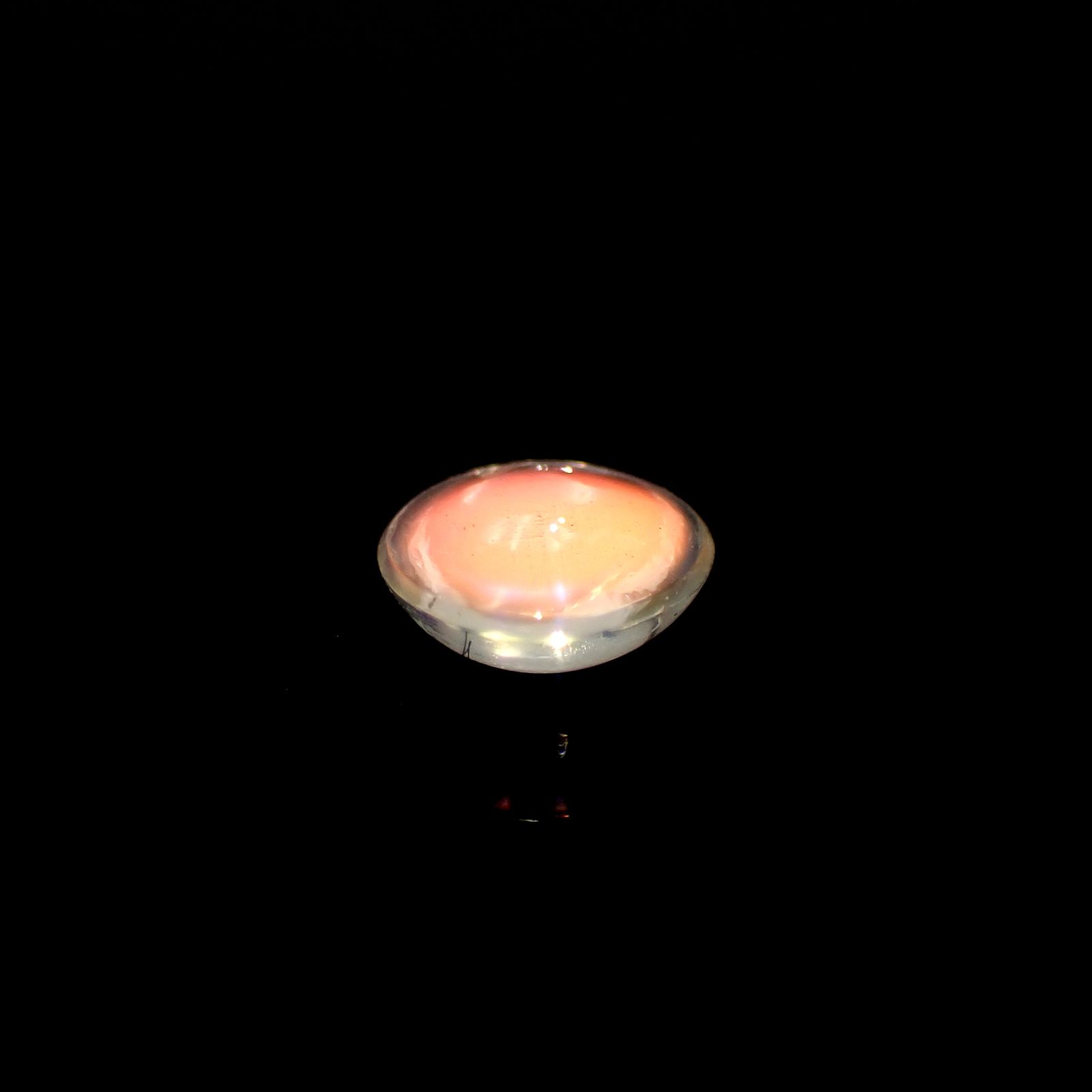 レインボームーンストーン(宝石名アンデシン)インド・タミルナードゥ州産 0.38ct 識別済[240828621]5.2x5.2mm前後