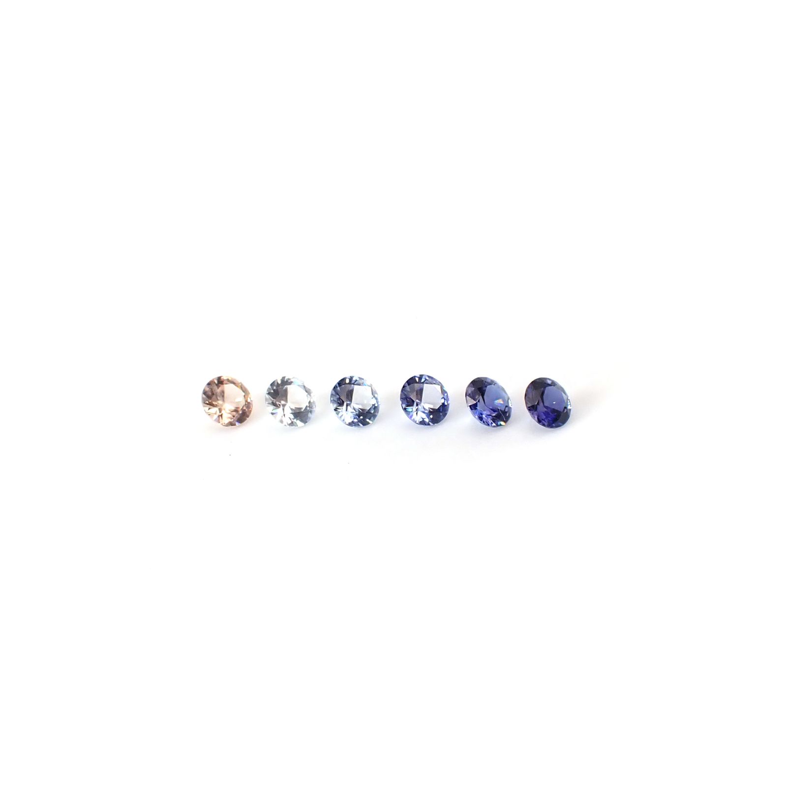 ベニトアイト カラーグラデーション6個セット アメリカ・カリフォルニア州産 0.28ct(6pcs合計) / 2.2x2.2mm前後 [260331946]