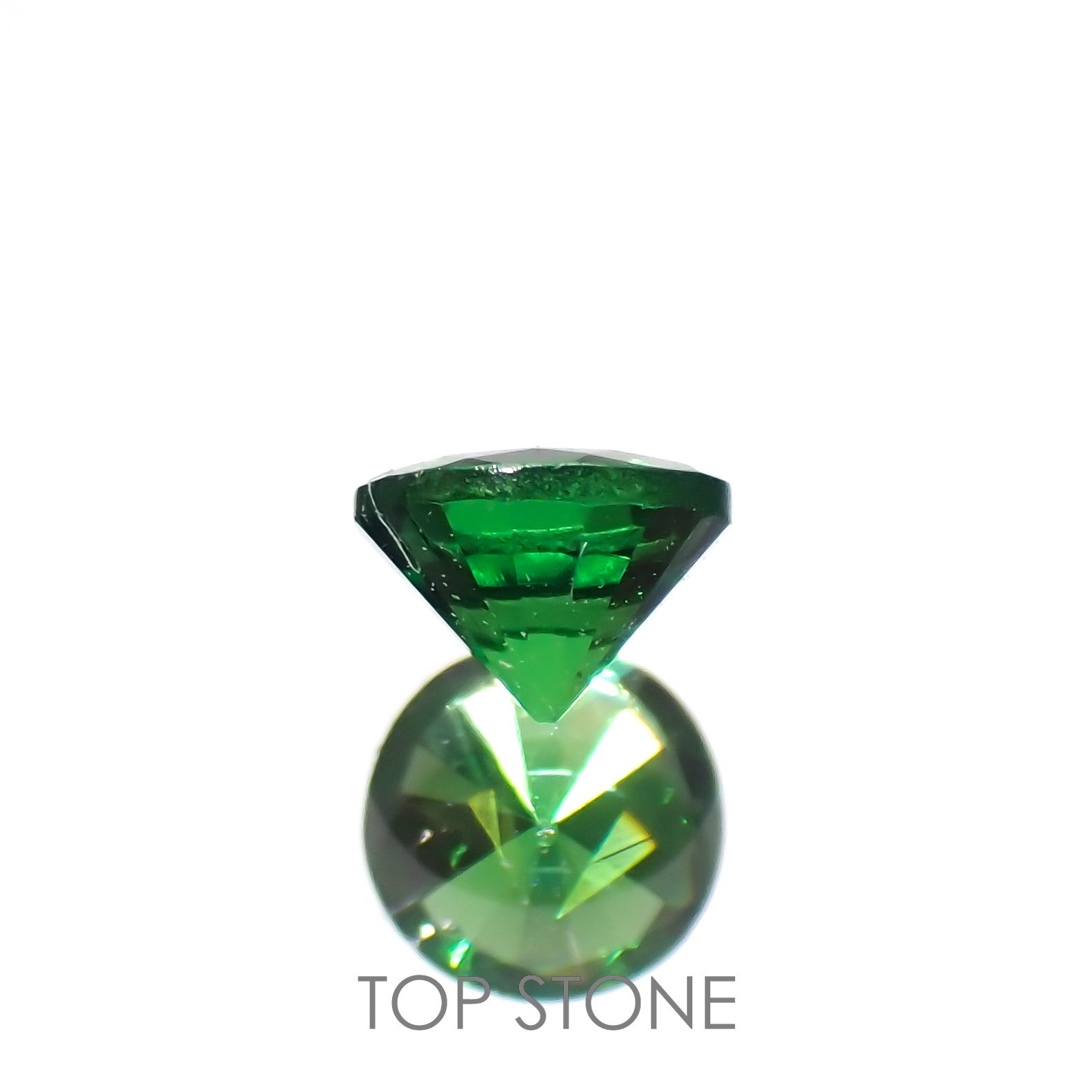 ツァボライト(宝石名ガーネット)タンザニア産 0.14ct 識別済[221018719]3.2x3.1mm前後