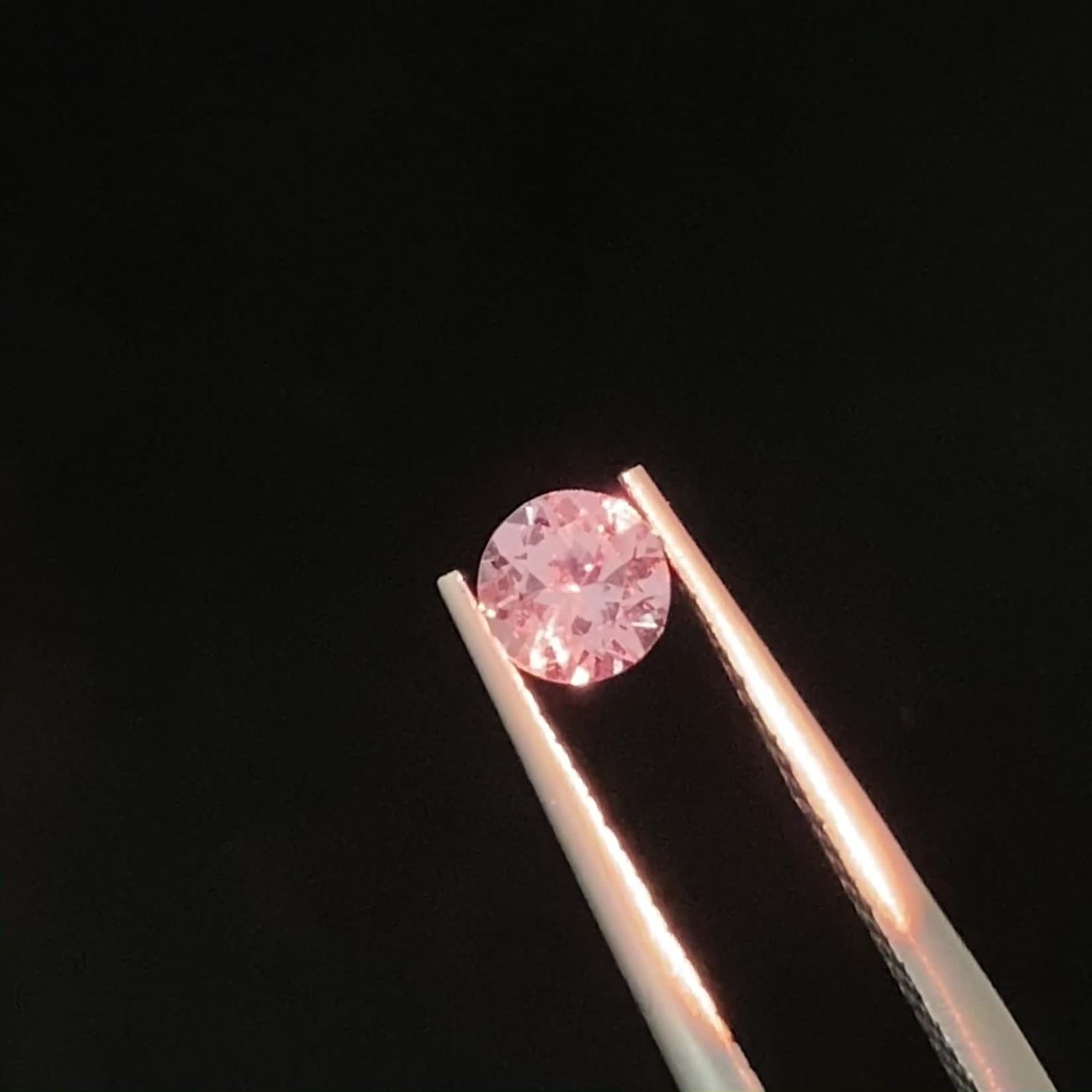 ドラゴンガーネット タンザニア産 0.47ct[230421428]4.5x4.5mm前後