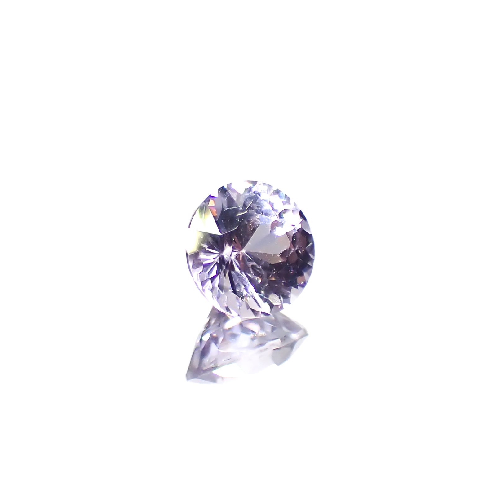 ラベンダースピネル(宝石名スピネル)ビルマ/マダガスカル産 0.47ct 識別済[241029264]4.7x4.6mm前後