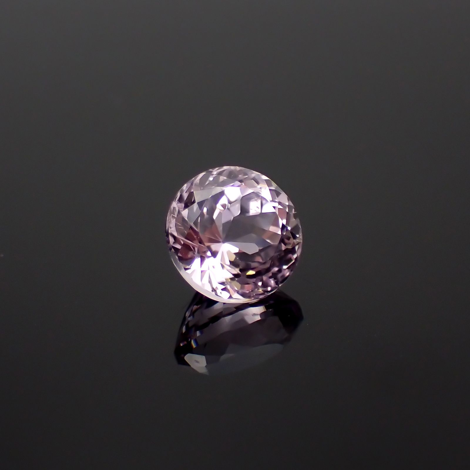 クンツァイト アフガニスタン産 2.58ct[231124349]7.9x7.9mm前後