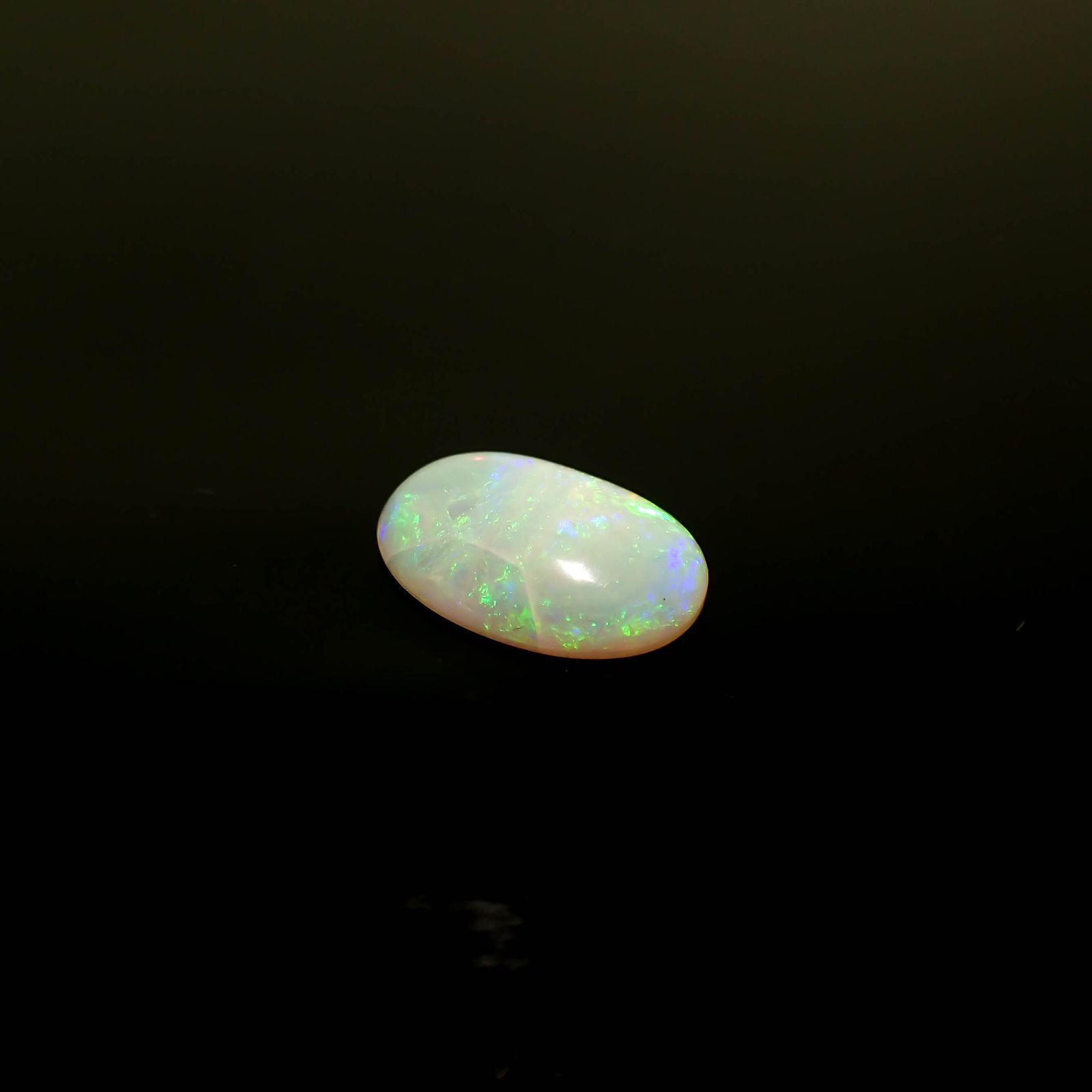 オパール オーストラリア産 2.70ct[231225217]14.9x10.3mm前後