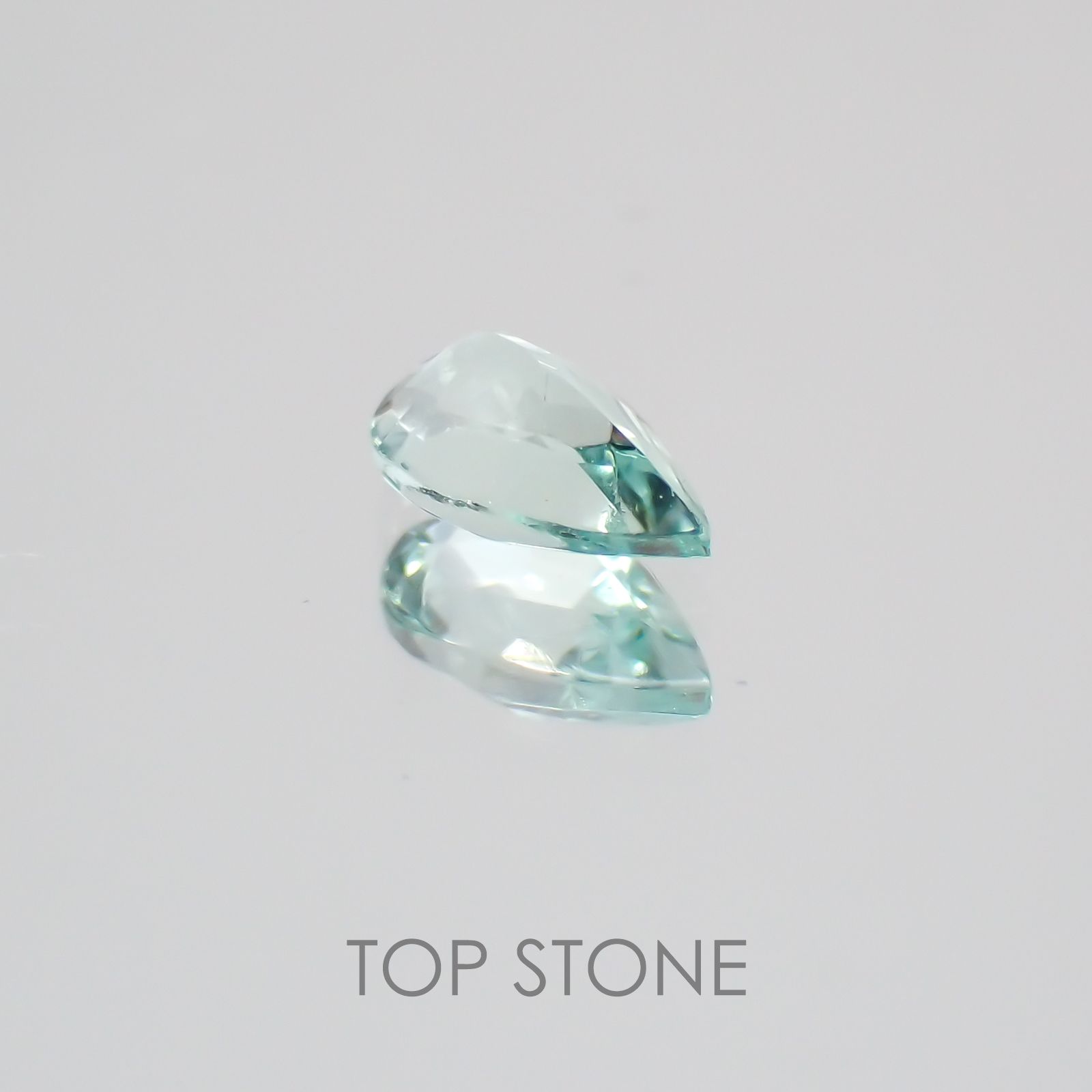 ミントベリル(宝石名グリーン・ベリル) ブラジル産 0.15ct 識別済[21019701]4.8×3.1mm前後