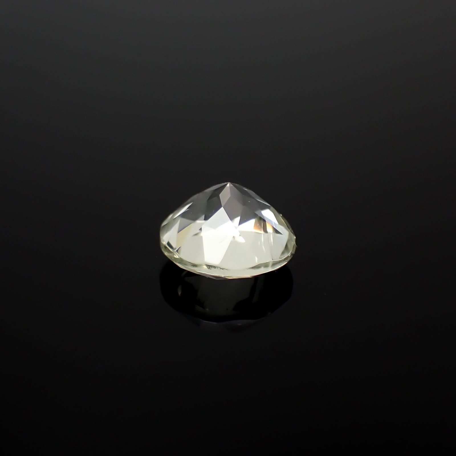 トリフェーン アフガニスタン/ブラジル産 2.26ct[240628444]8.1x8.1mm前後
