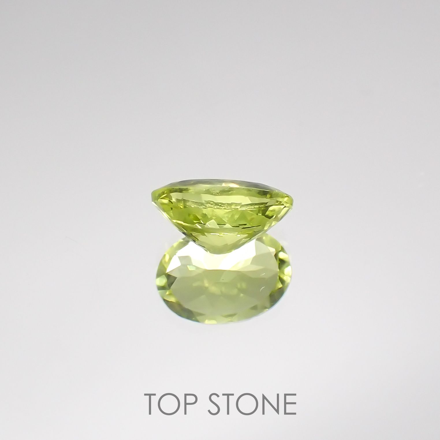 パロットクリソベリル インド産 ルース 0.88ct[210711518]7×5mm前後