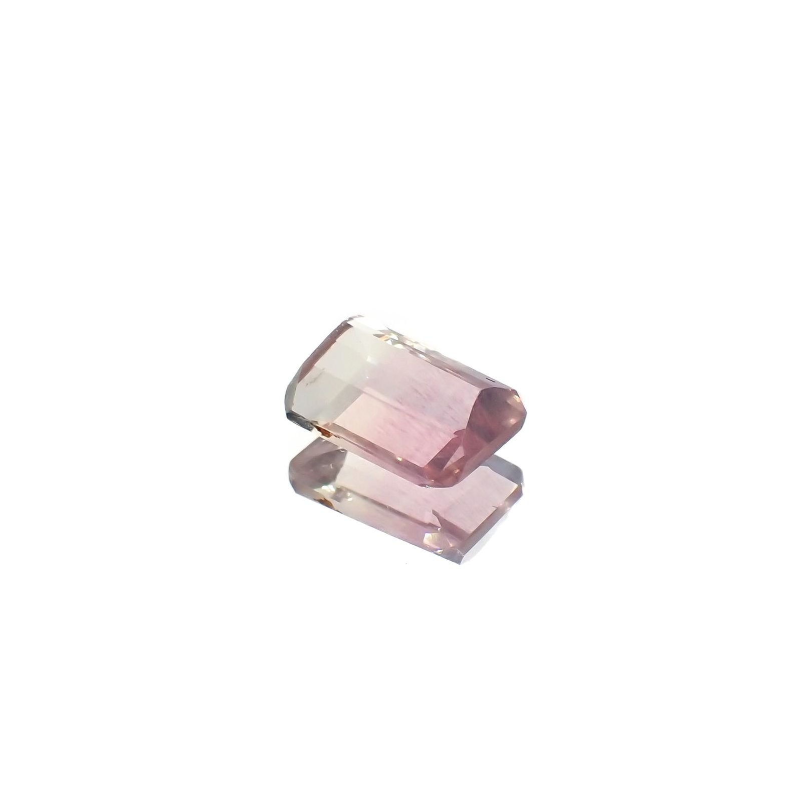 バイカラーフローライト 中国産 1.70ct [220917990]8x5.9mm前後