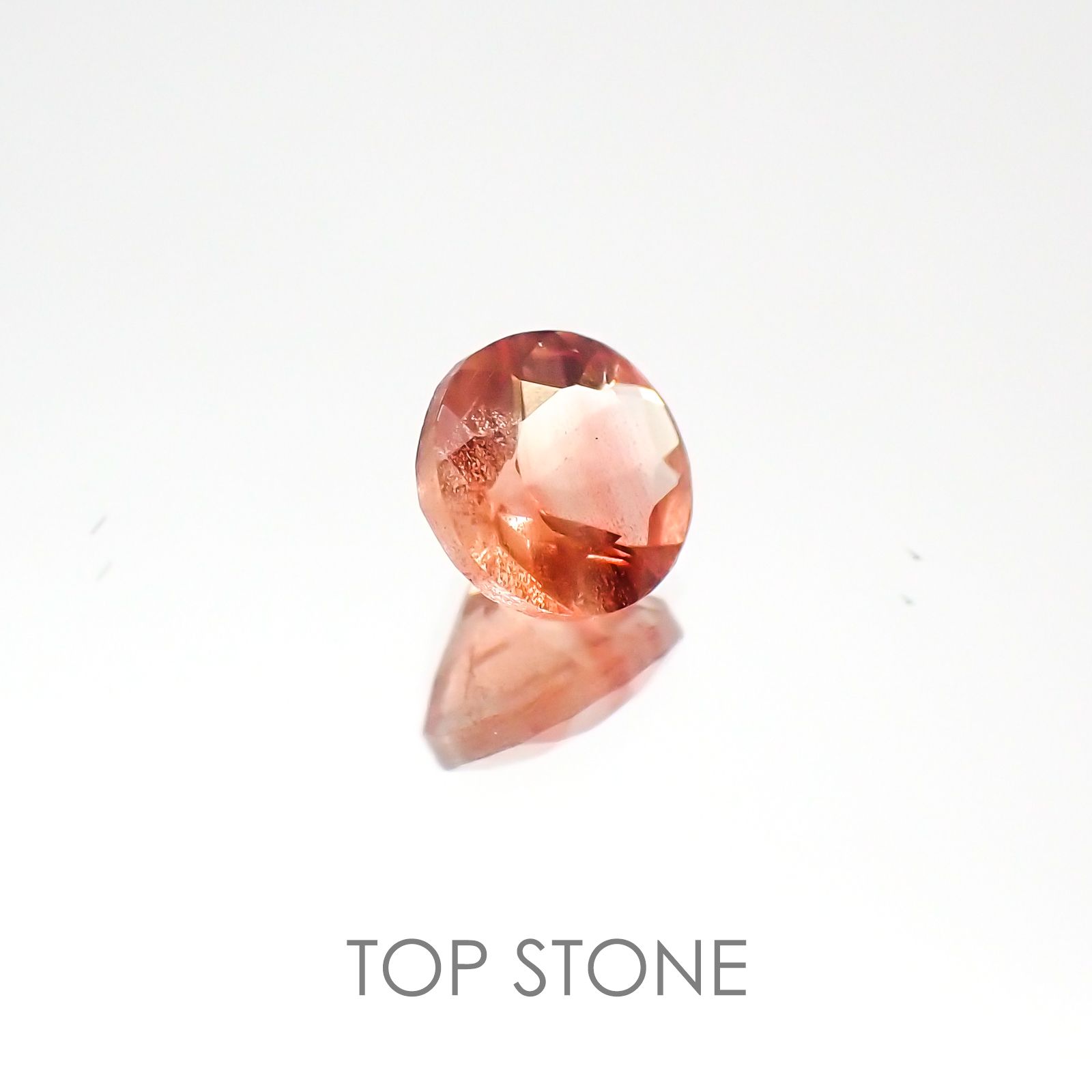 オレゴンサンストーン アメリカ産 ルース 0.49ct[20118325]5.1×5.1mm前後
