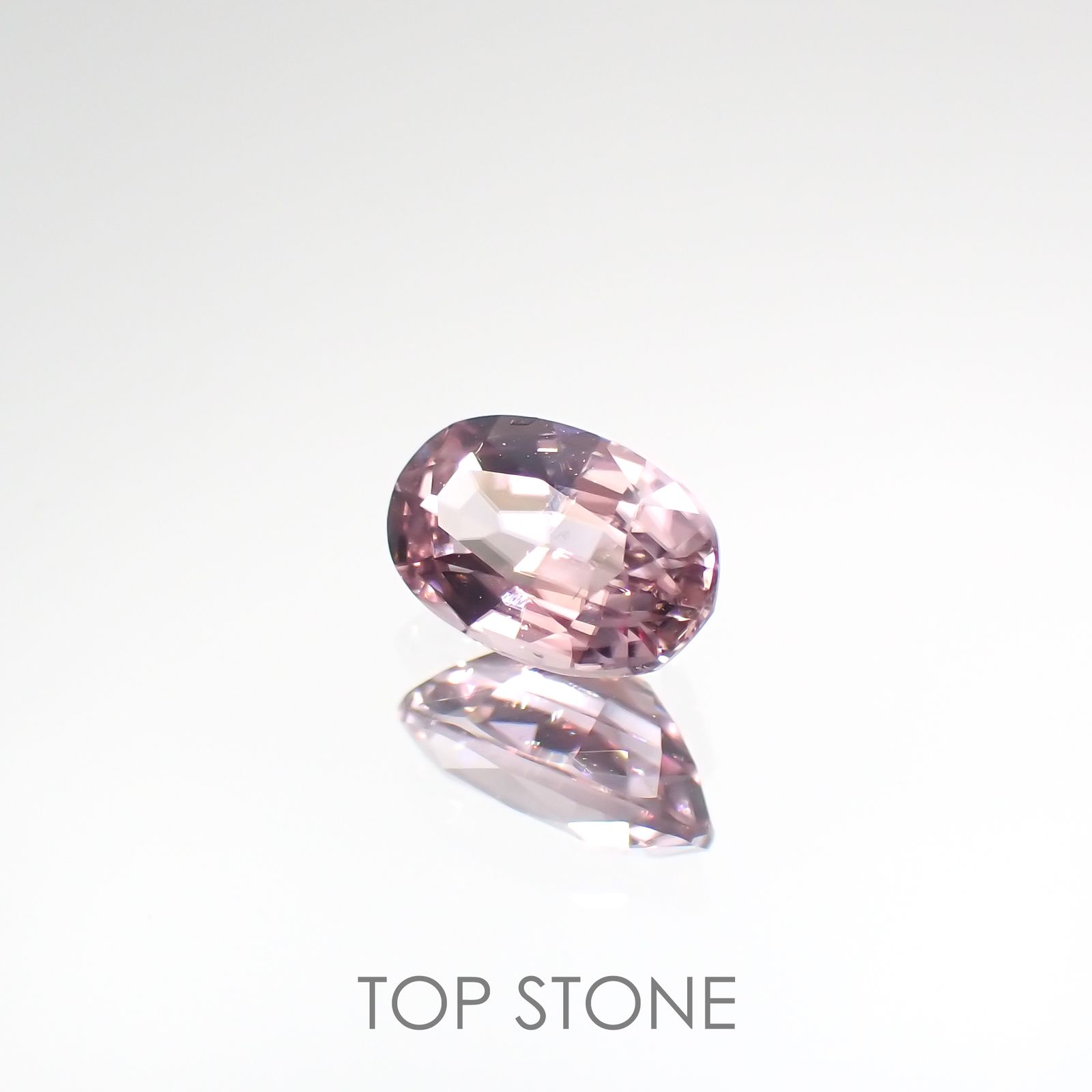 ピンクダイアスポア(宝石名ダイアスポア) アフガニスタン産 0.740ct ソ付(日独)[210912431]6.8×4.3mm前後