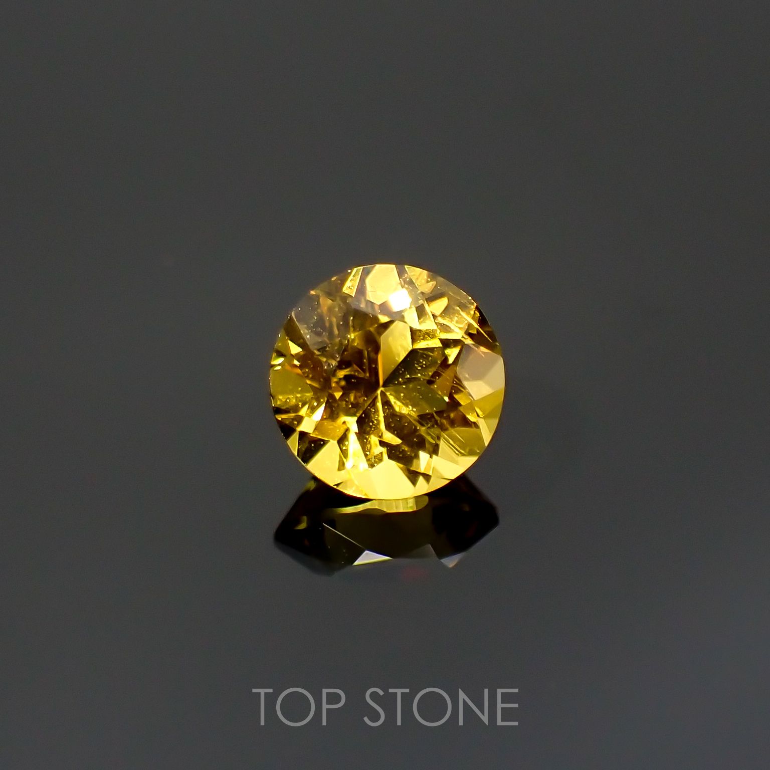 ゴールデンベリル(宝石名ゴールデン・ベリル)ブラジル産 0.47ct 識別済[220115419]5x5mm前後