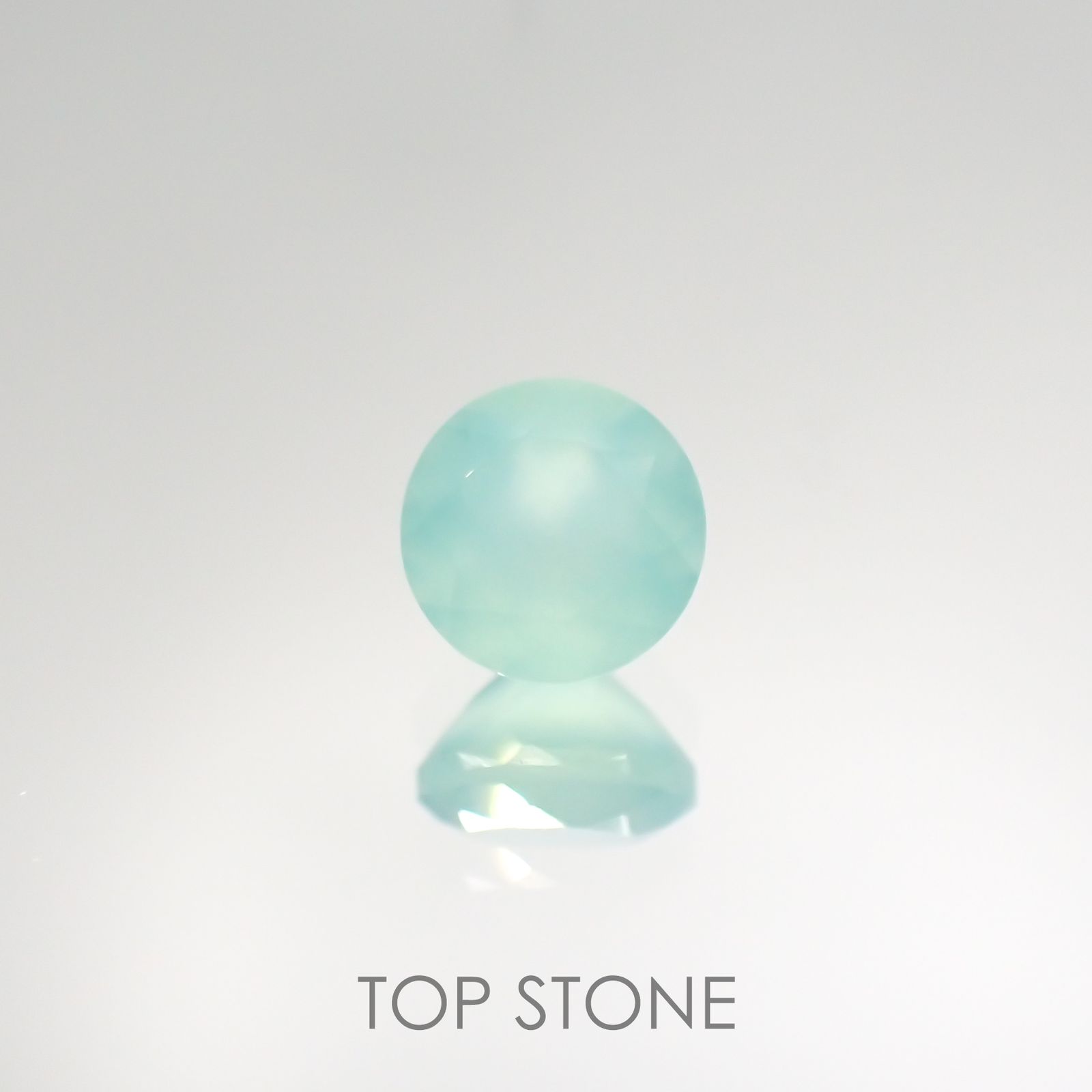 アクアプレーズ(宝石名ブルー グリーン・カルセドニー) 南アフリカ産 0.93ct 識別済[210912346]6.2×6.2mm前後